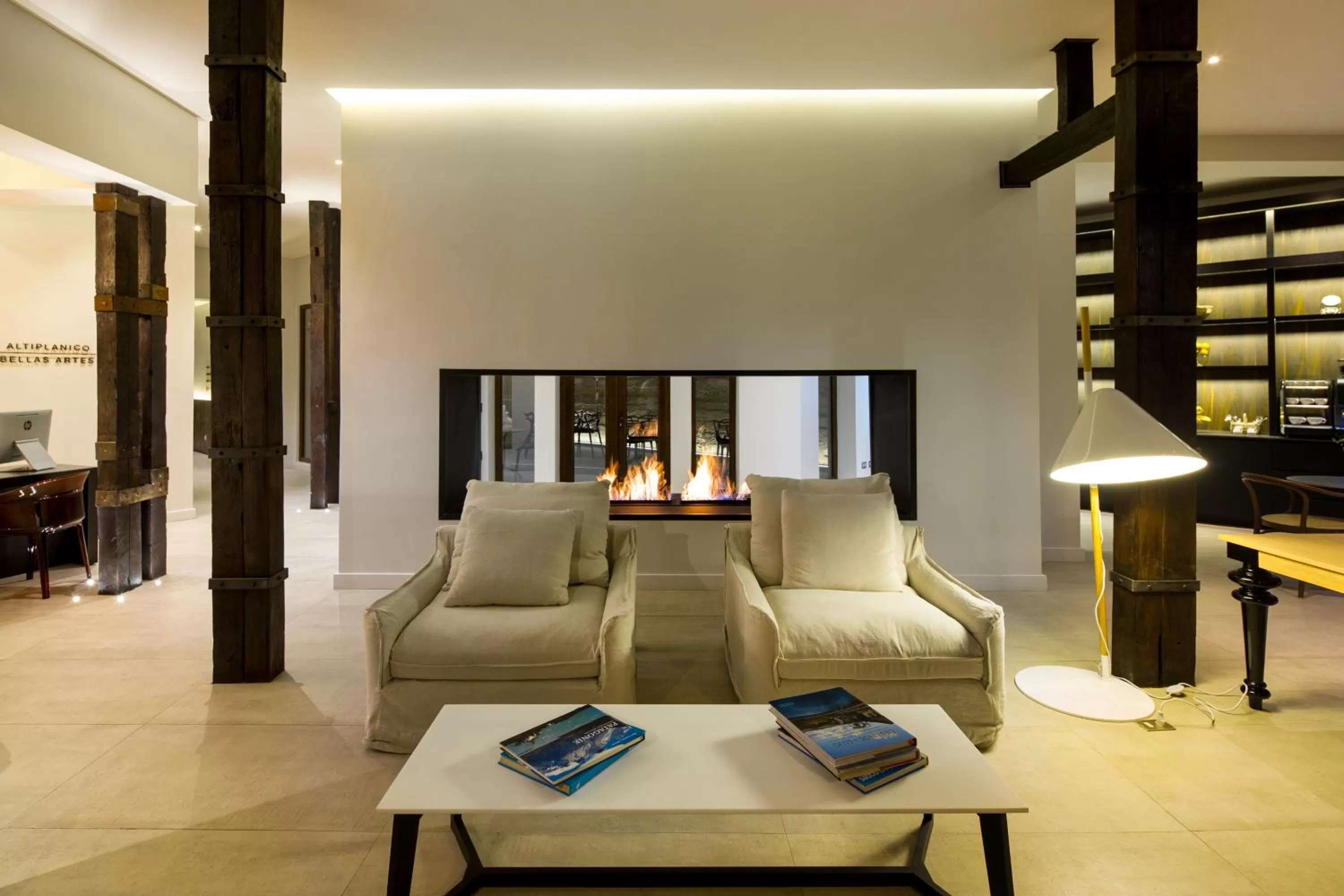 Lobby or reception in Hotel Altiplanico Bellas Artes