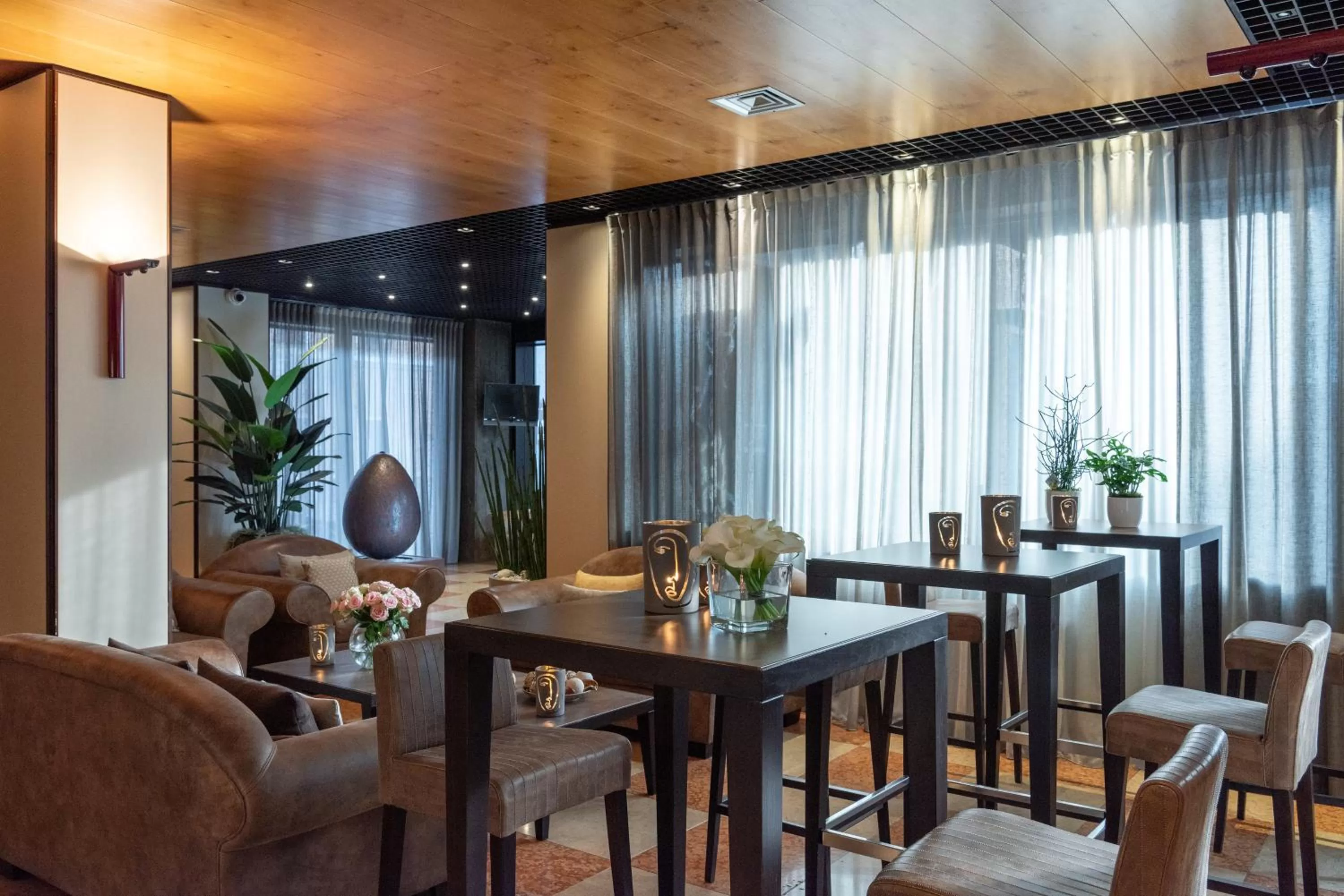 Lounge or bar in Hotel Leopardi