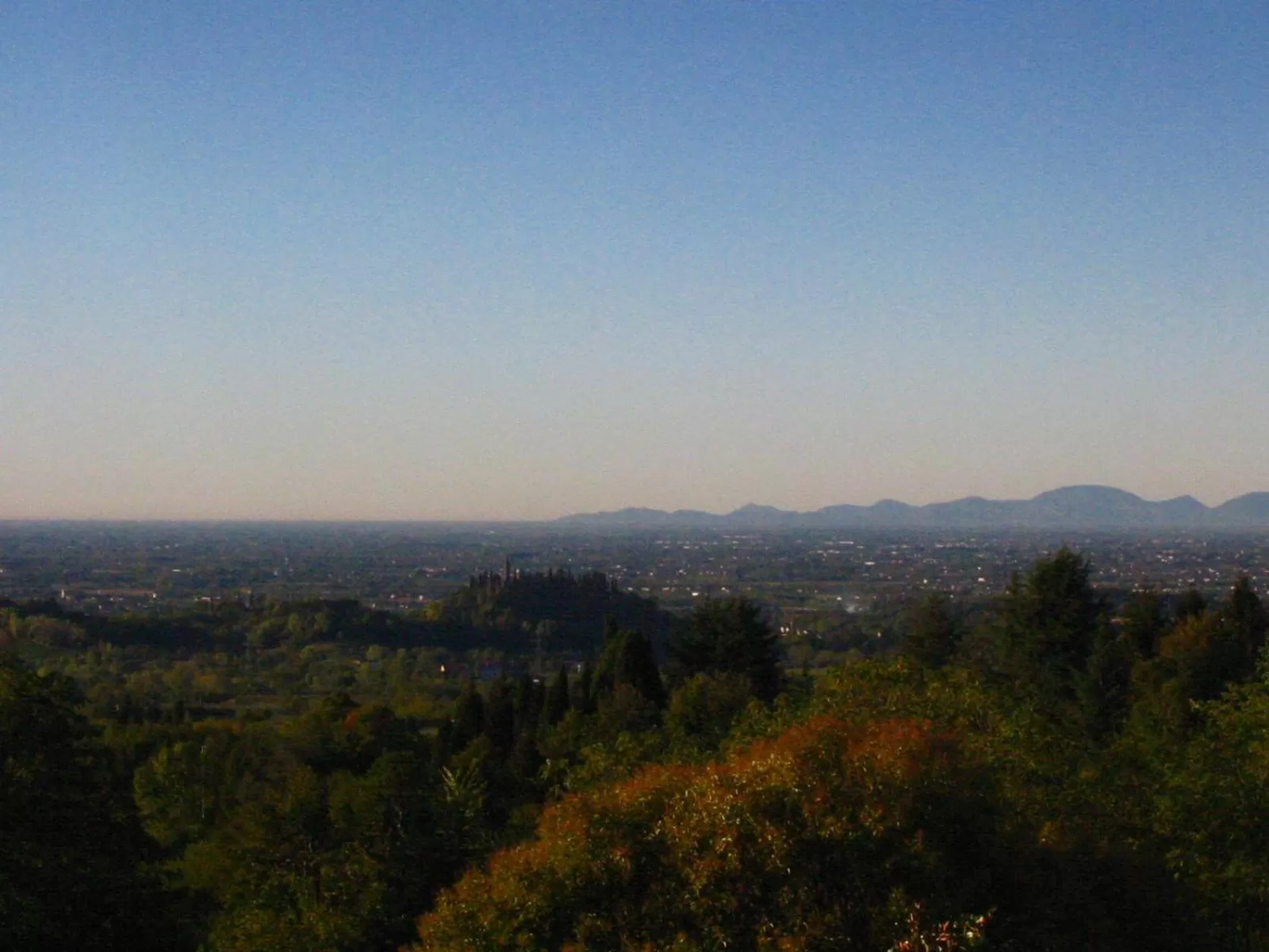 Property building in Villa Scalabrini