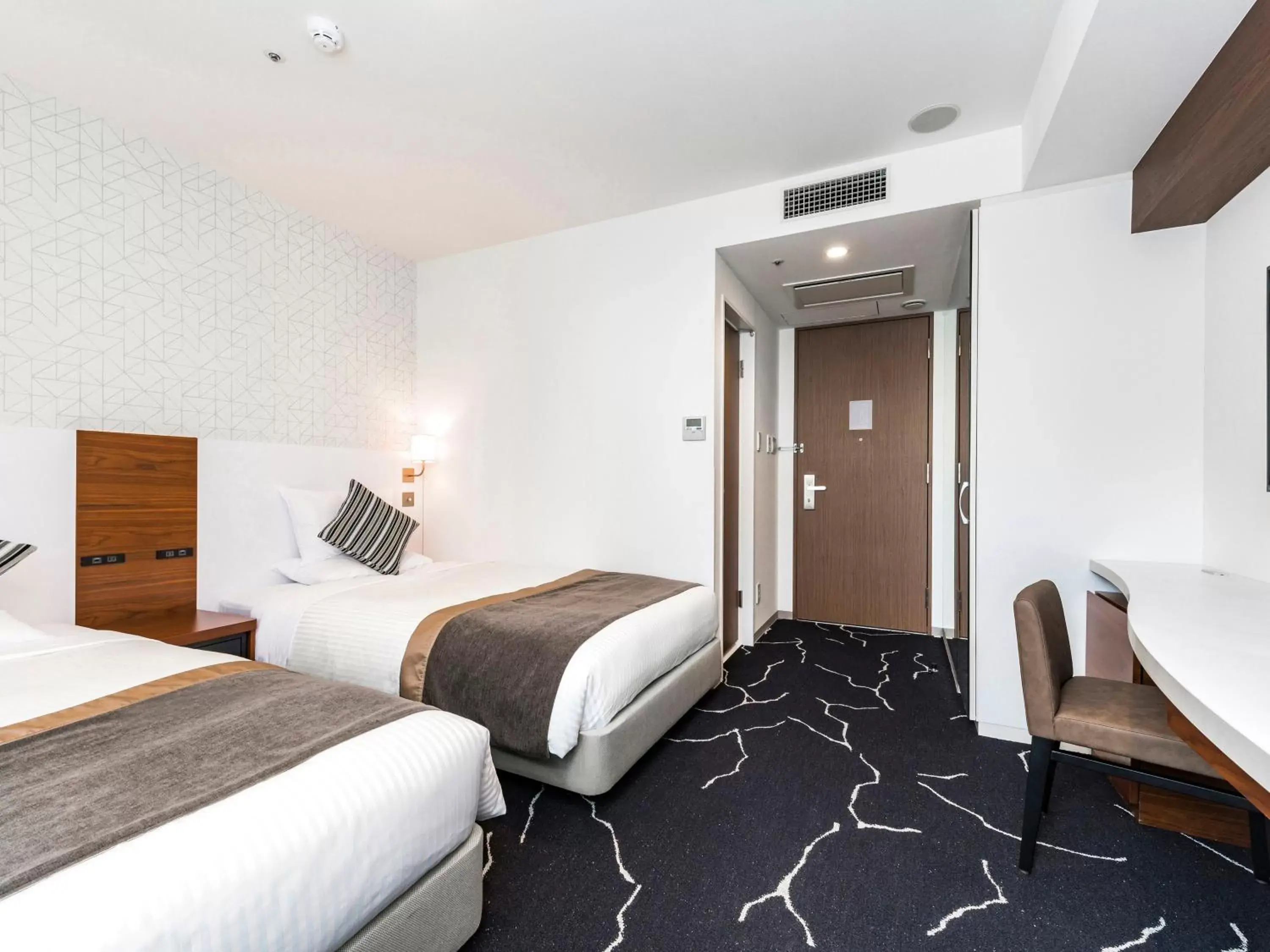 Superior Twin Room - Smoking in HOTEL MYSTAYS Sapporo Station Superior Twin Room - Smoking in HOTEL MYSTAYS Sapporo Station