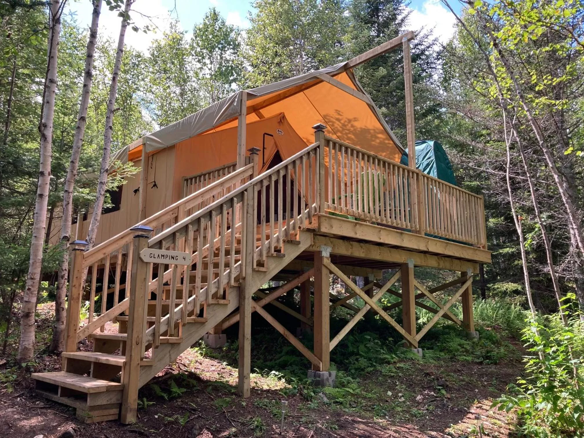 Safari Tent 4 in Dominion Hill Country Inn