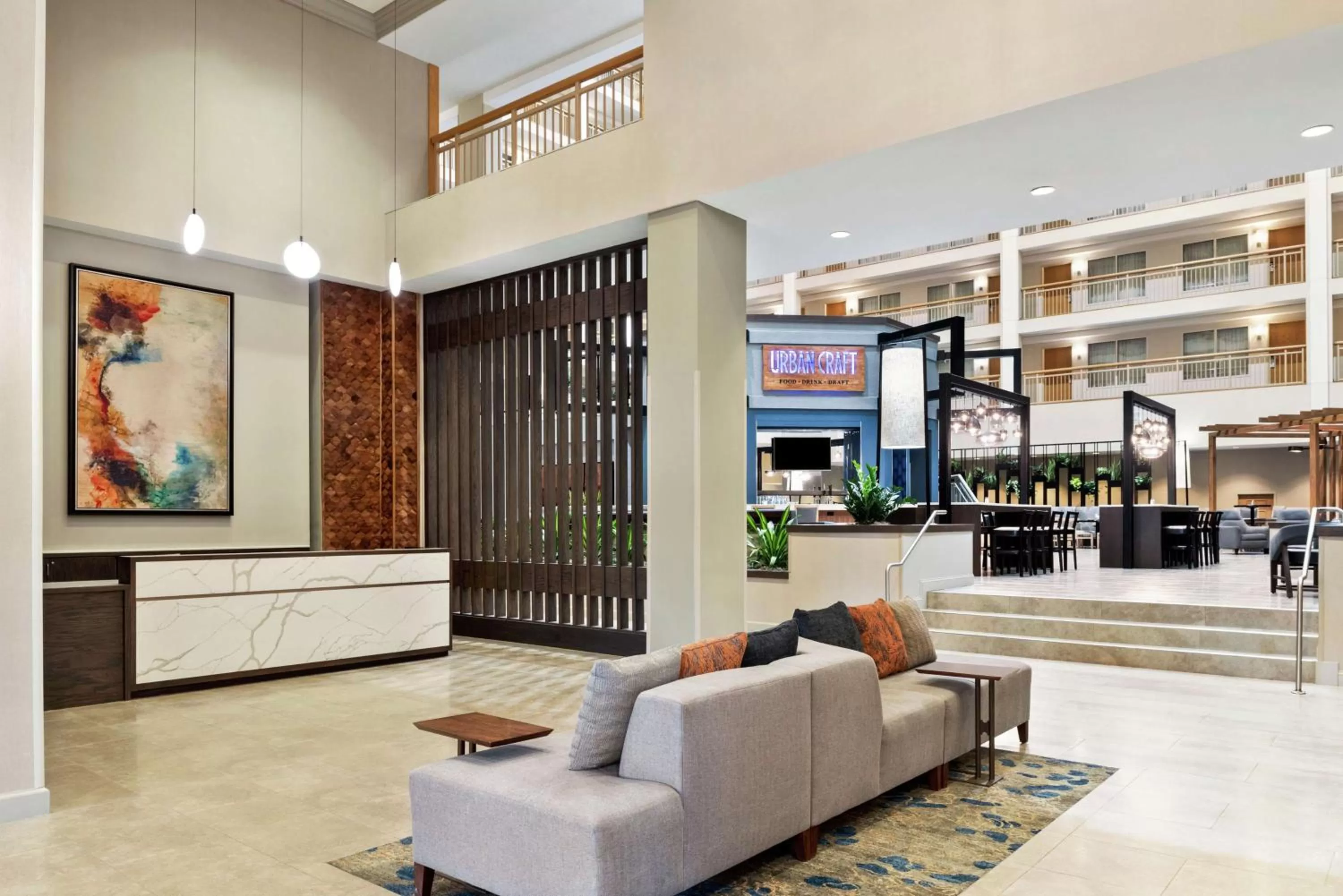 Lobby or reception in Embassy Suites by Hilton Columbus Dublin