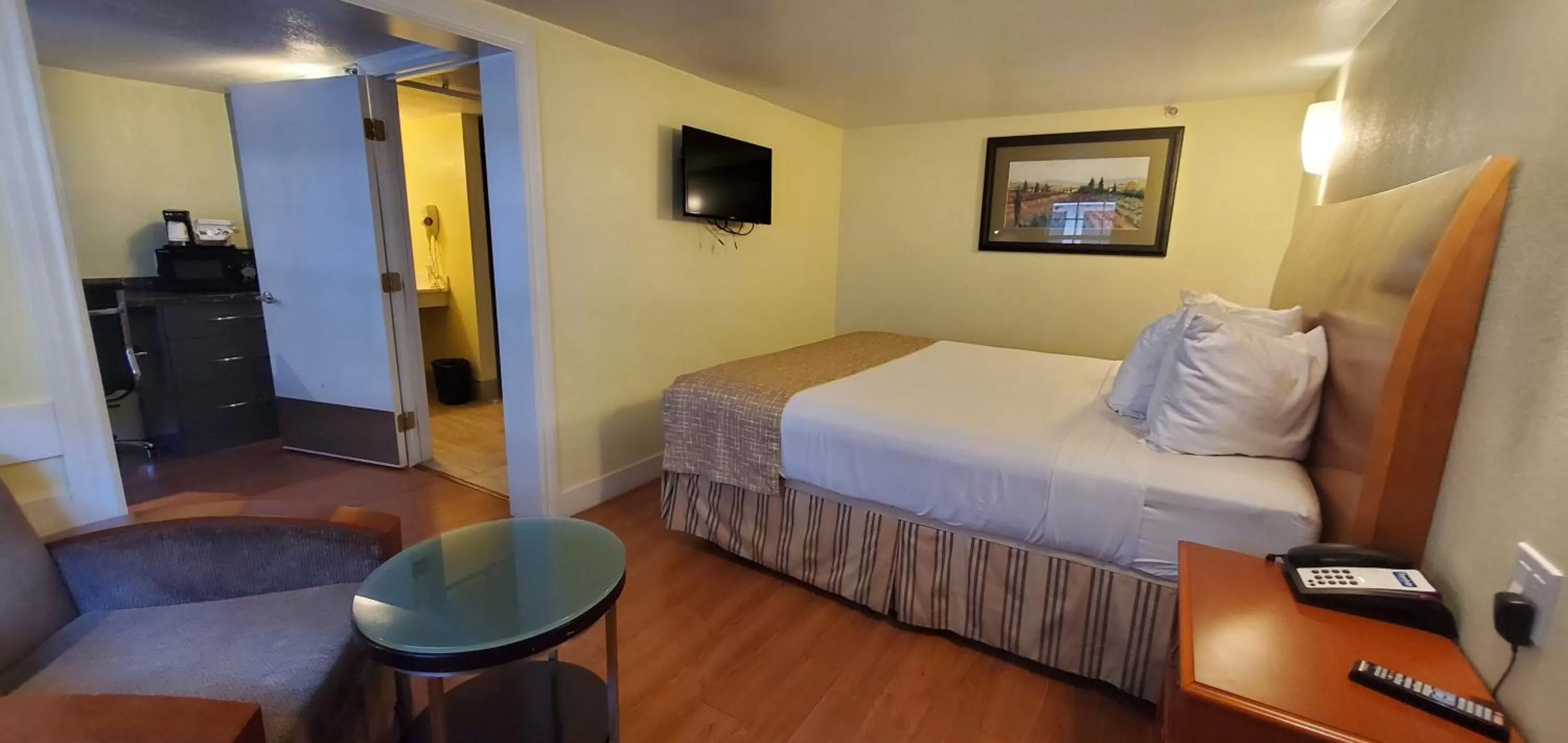 Bed in Travelodge by Wyndham Fairfield/Napa Valley