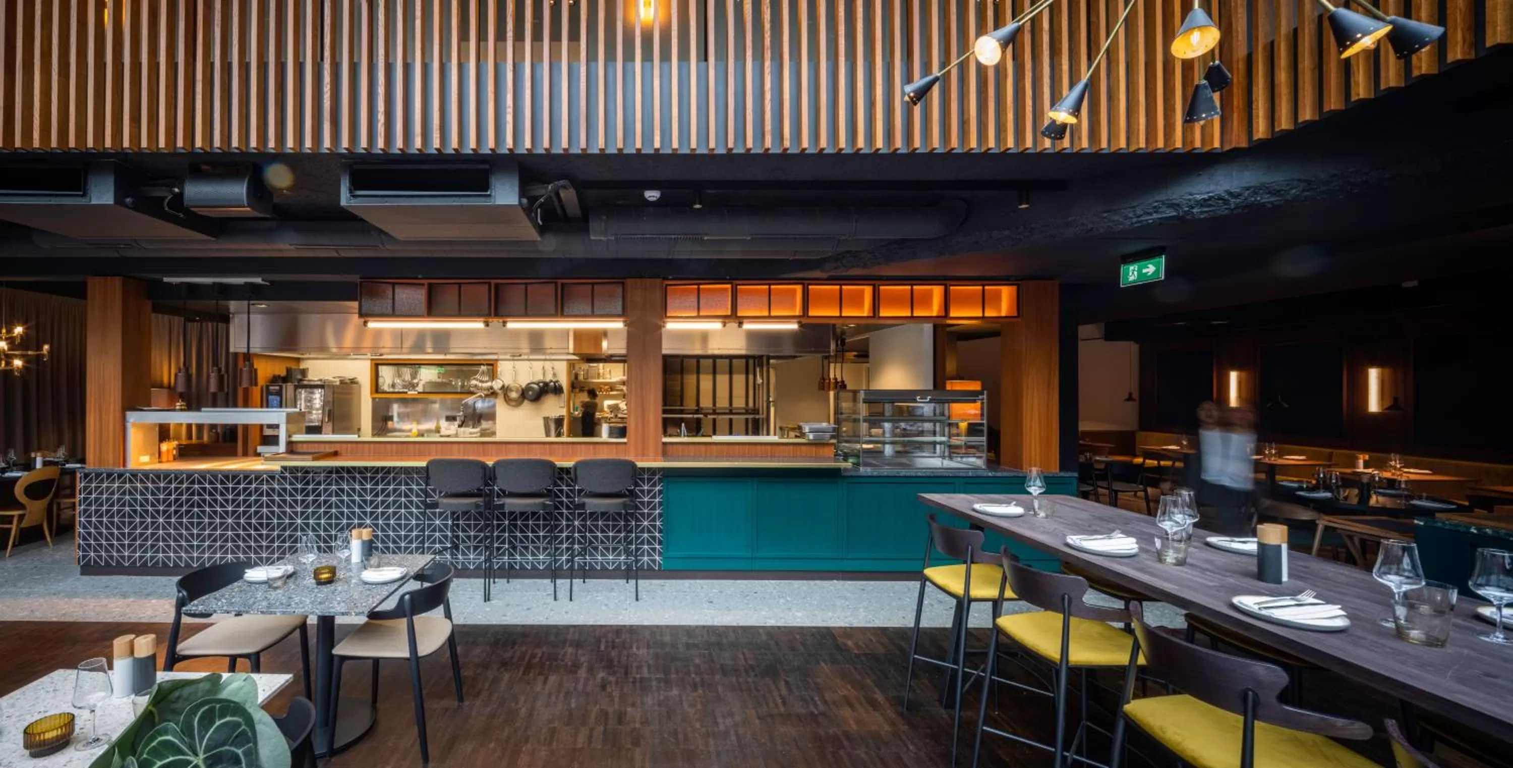 Restaurant/places to eat in Yalo Urban Boutique Hotel Gent