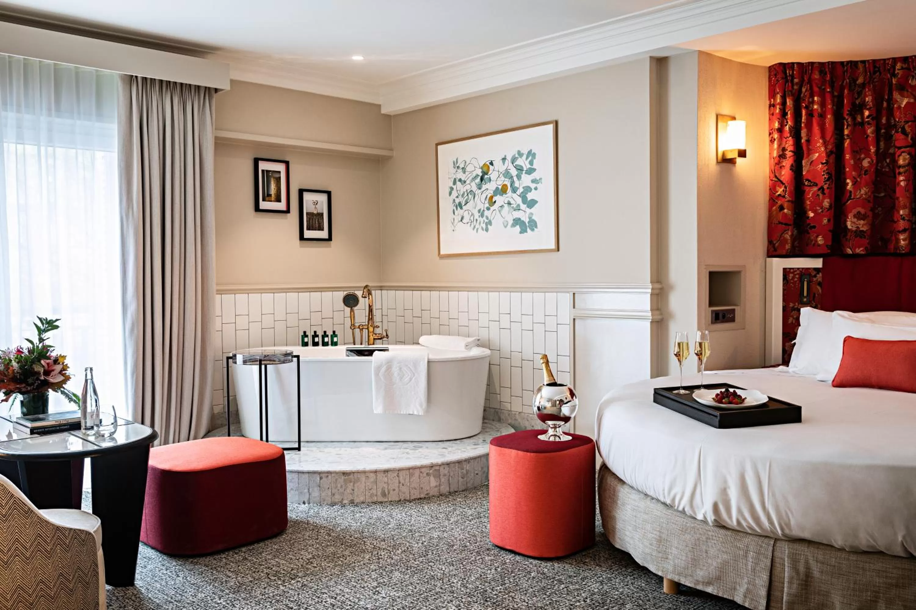 Bathroom, Bed in Sofitel Le Scribe Paris Opera