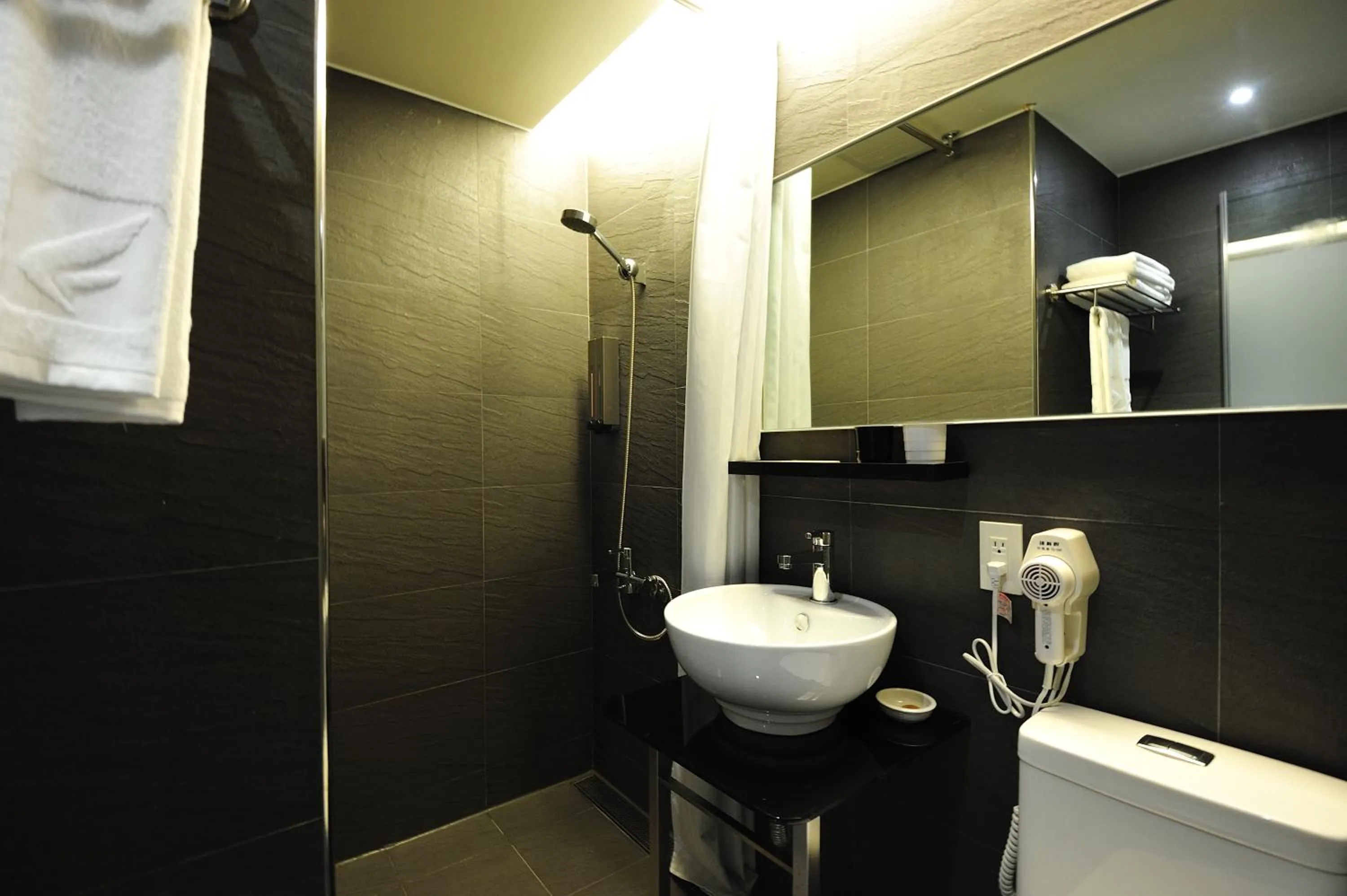 Bathroom in Forward Suites II