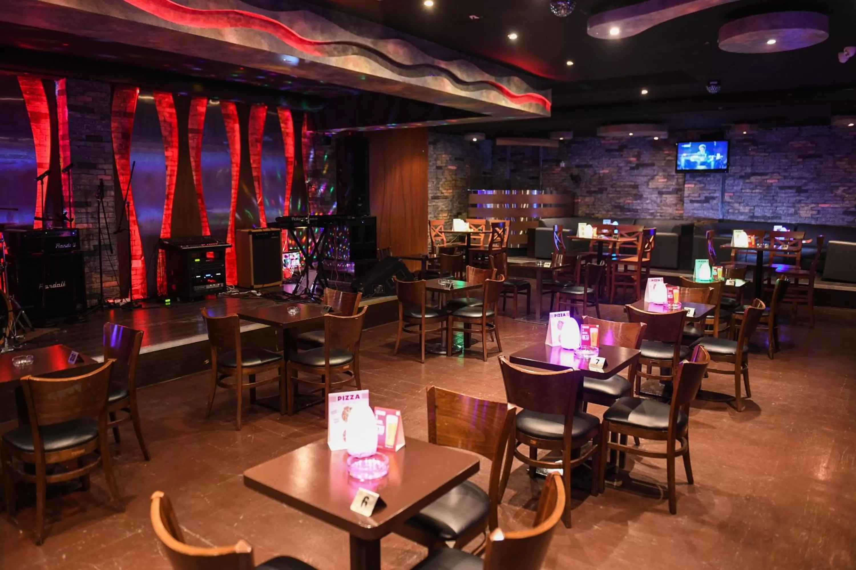 Lounge or bar in Juffair Grand Hotel