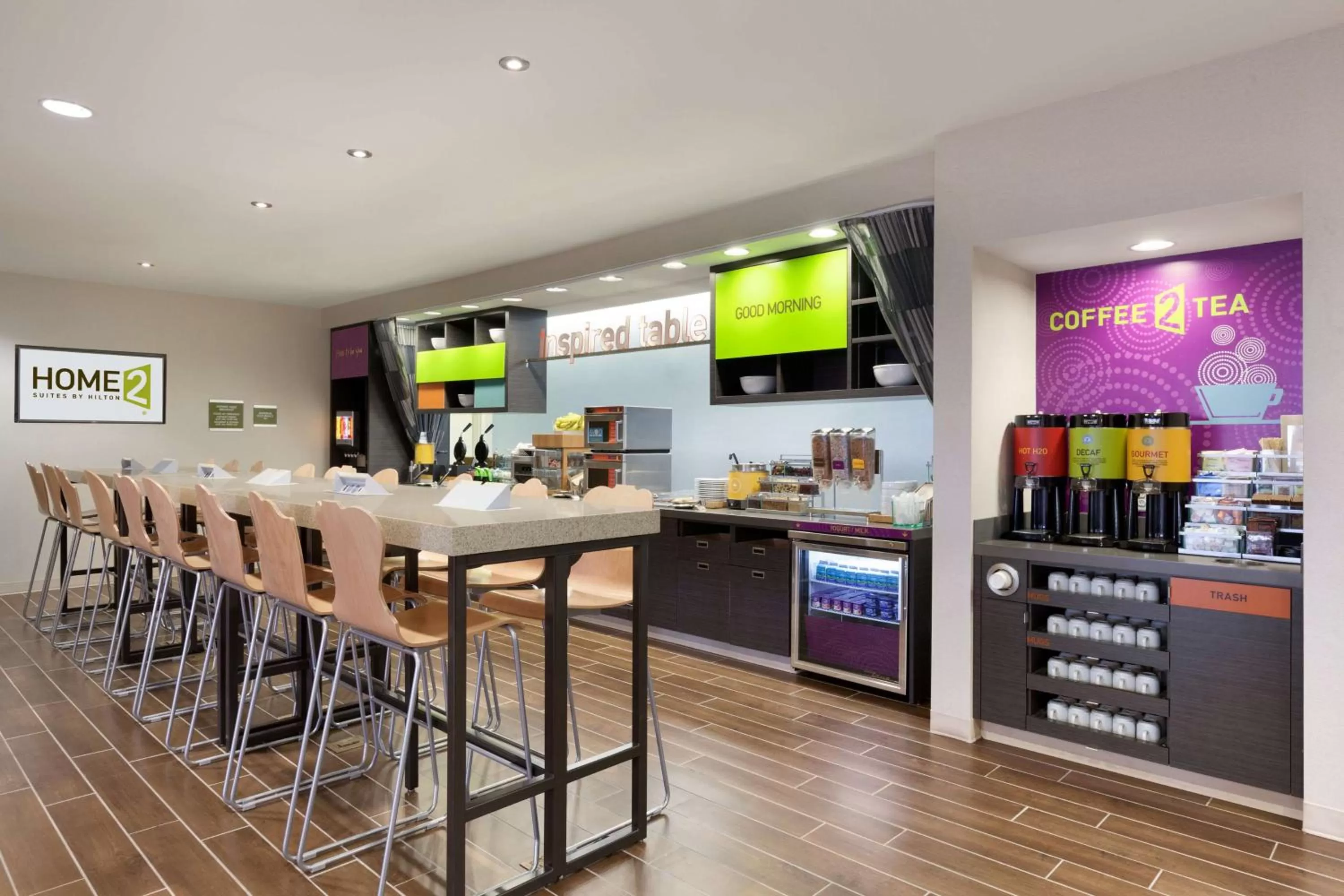 Dining area in Home2 Suites by Hilton Lubbock