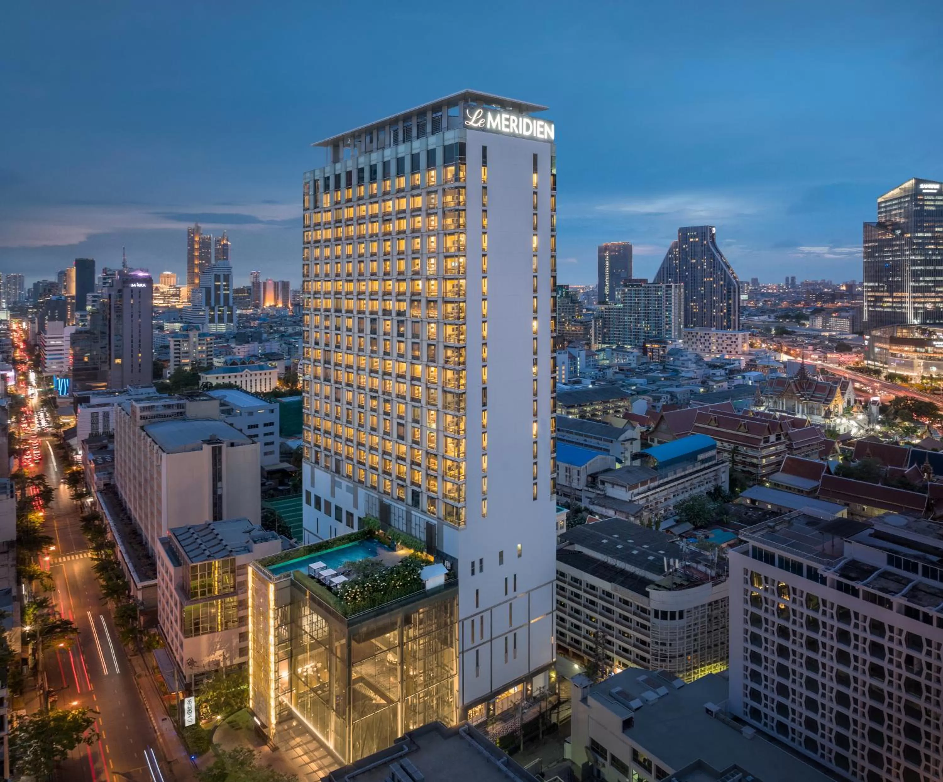 Property building in Le Meridien Bangkok
