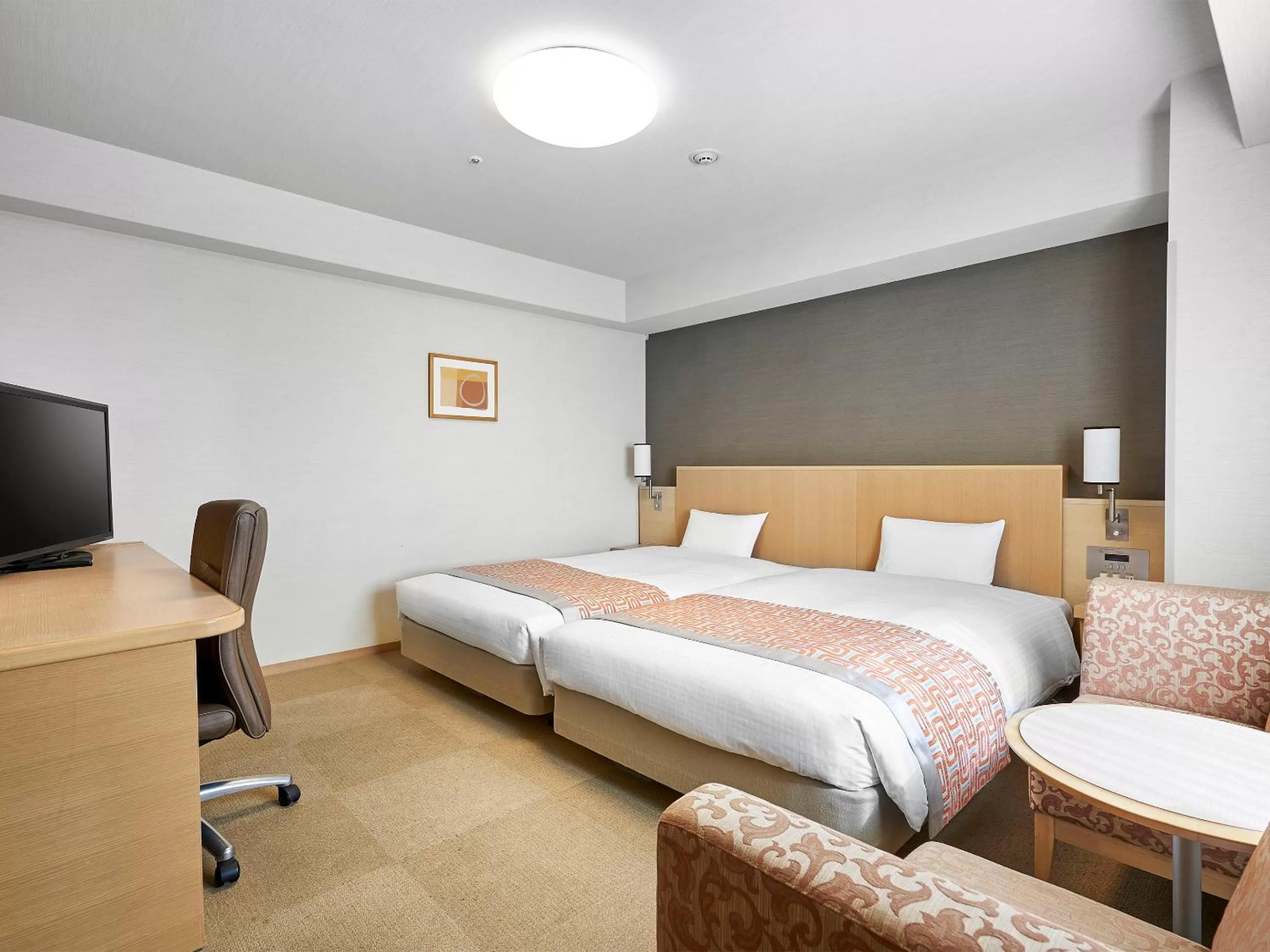 Photo of the whole room, Bed in Daiwa Roynet Hotel Hiroshima