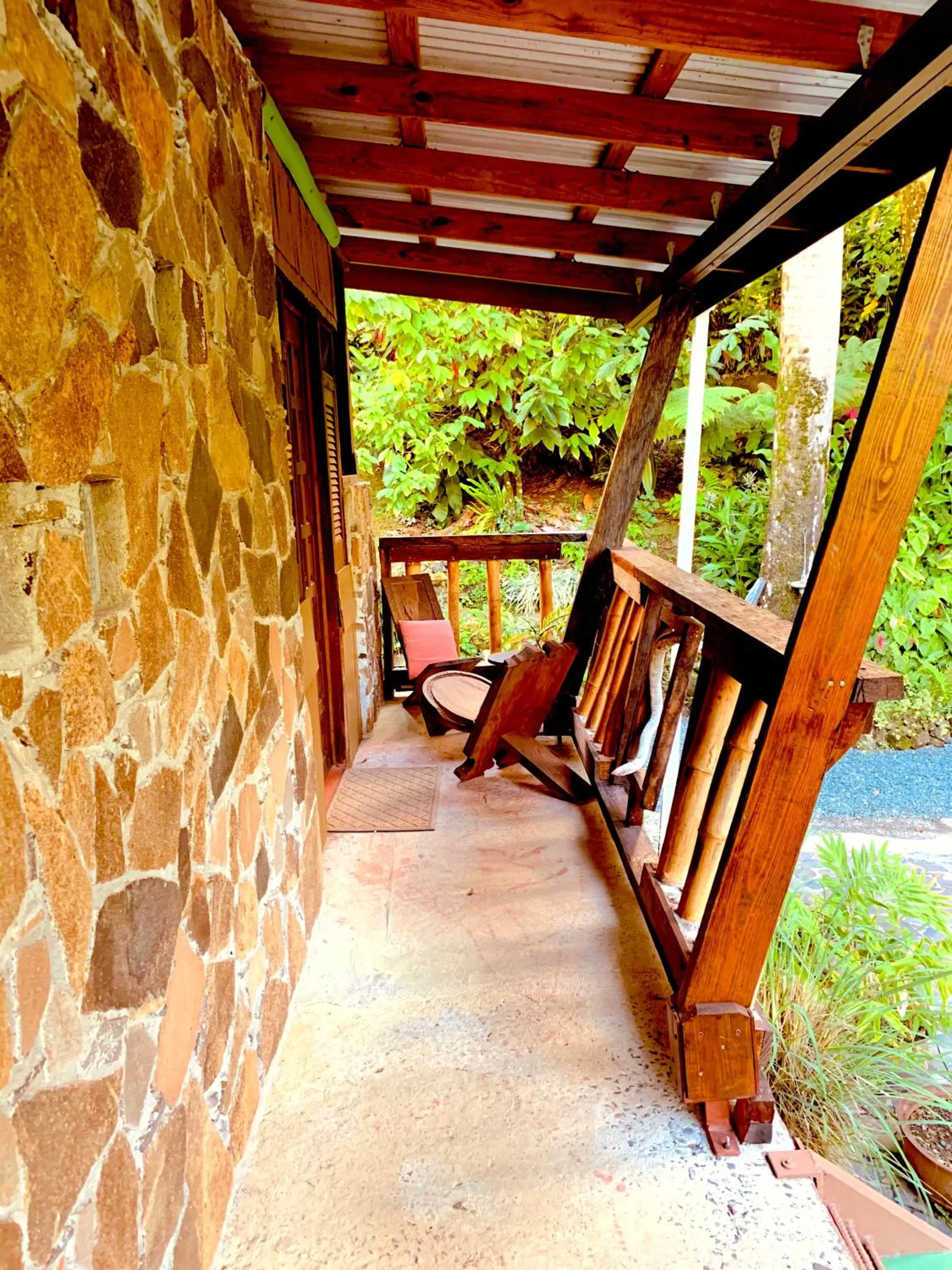 Facade/entrance in Cocoa Cottage