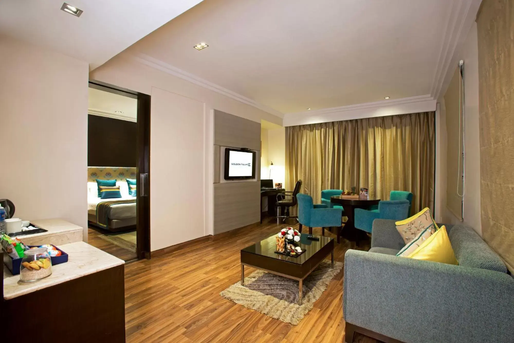 Suite in Golden Tulip Chandigarh, Panchkula Suite in Golden Tulip Chandigarh, Panchkula