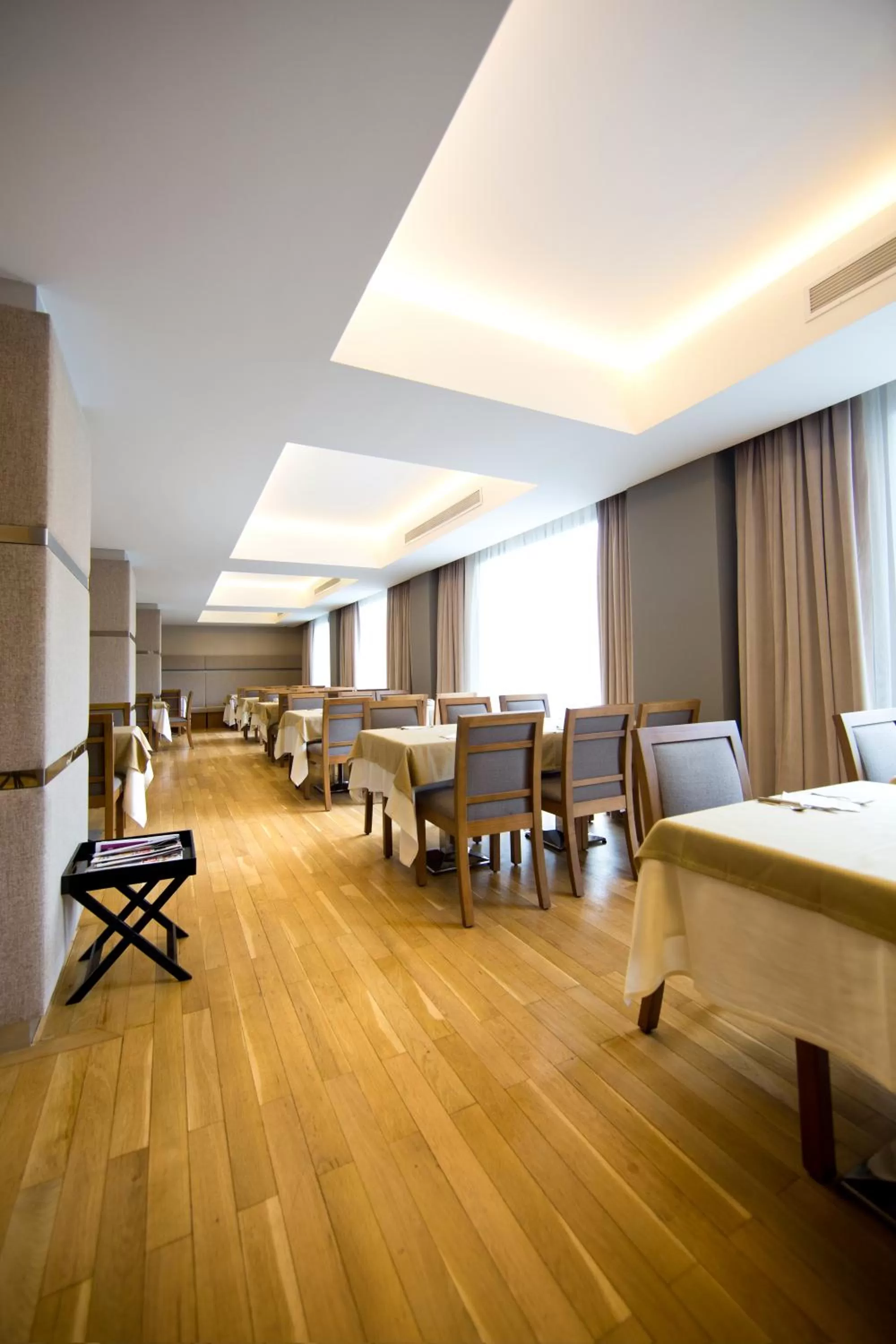 Restaurant/places to eat in Cihangir Hotel Bosphorus