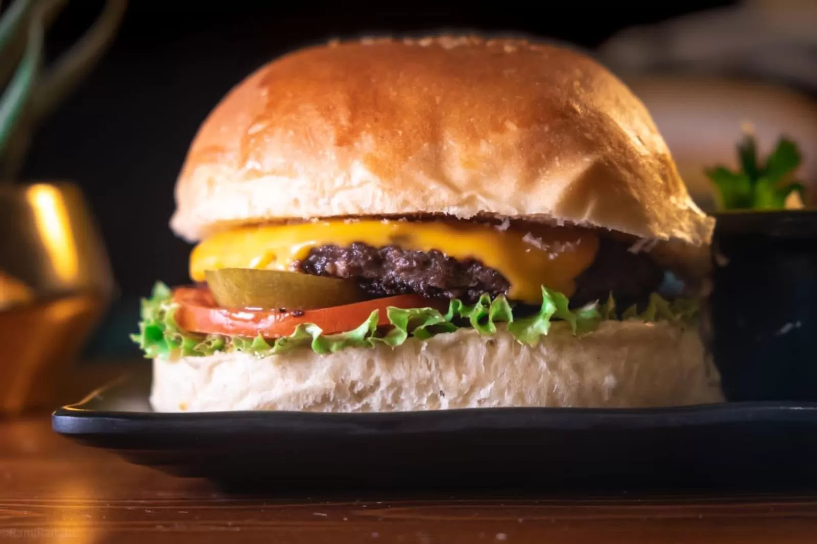 Restaurant/places to eat in Sunset Inn