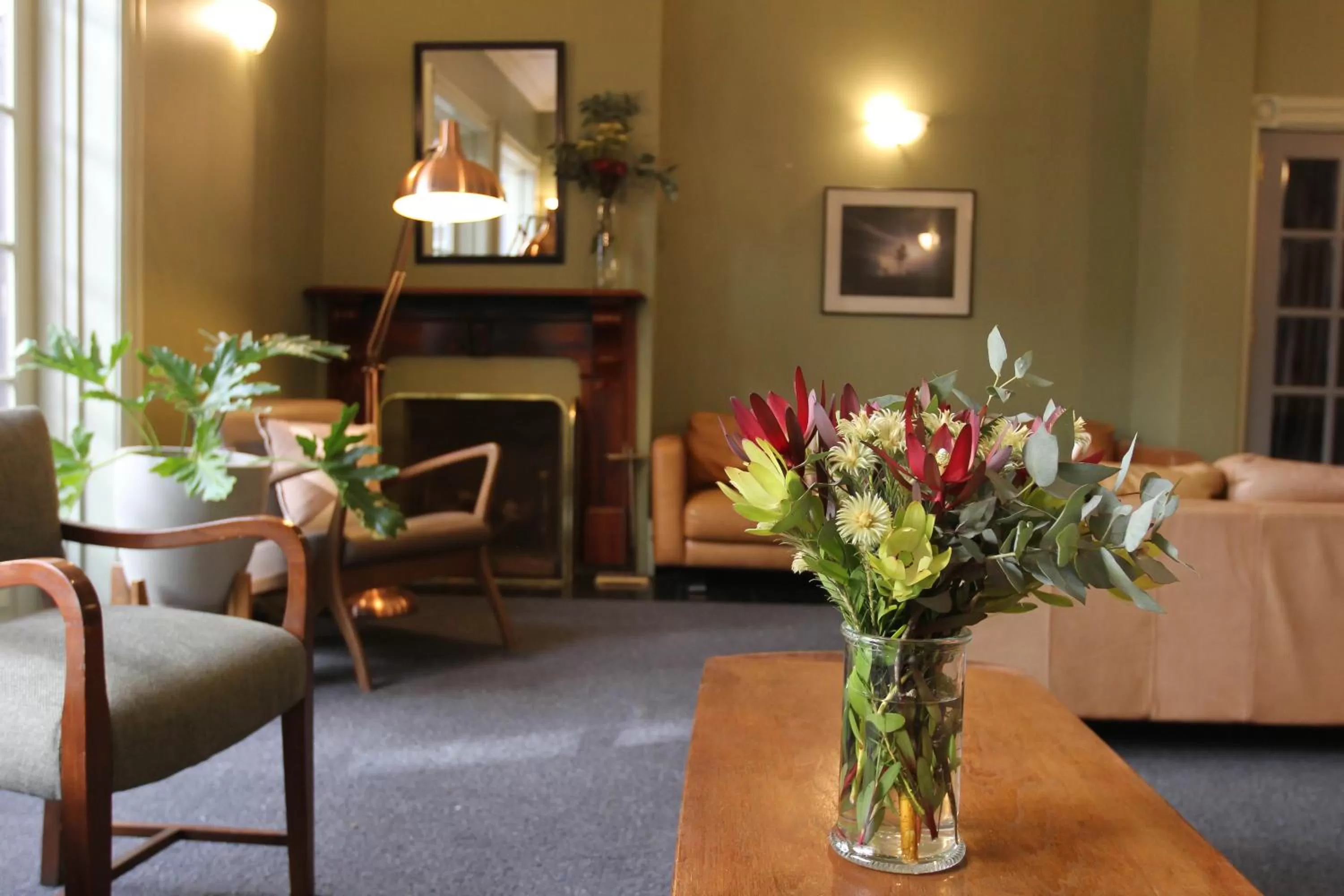 Alpine Hotel, Eat Drink Sleep