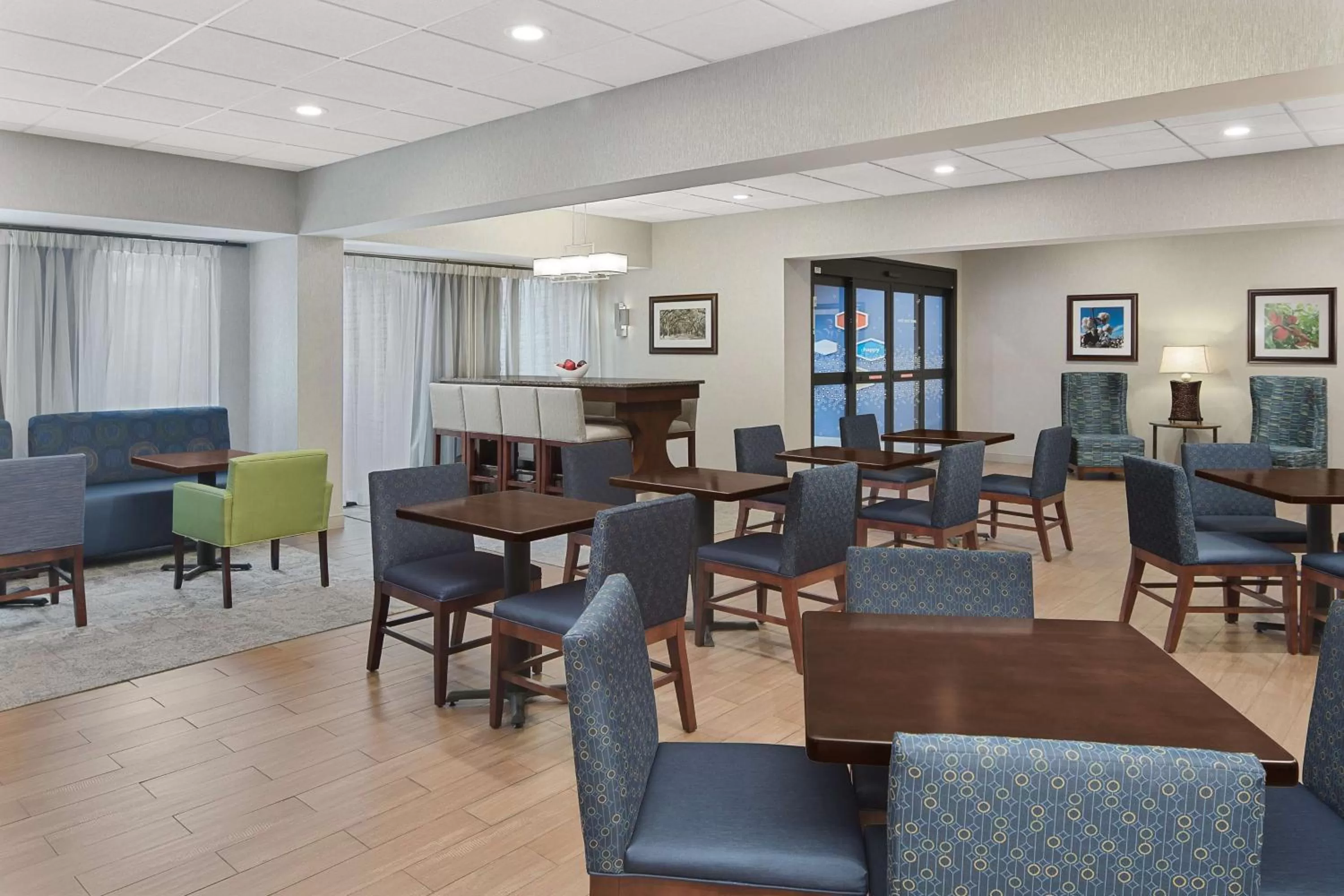 Lobby or reception in Hampton Inn Lagrange near Callaway Gardens