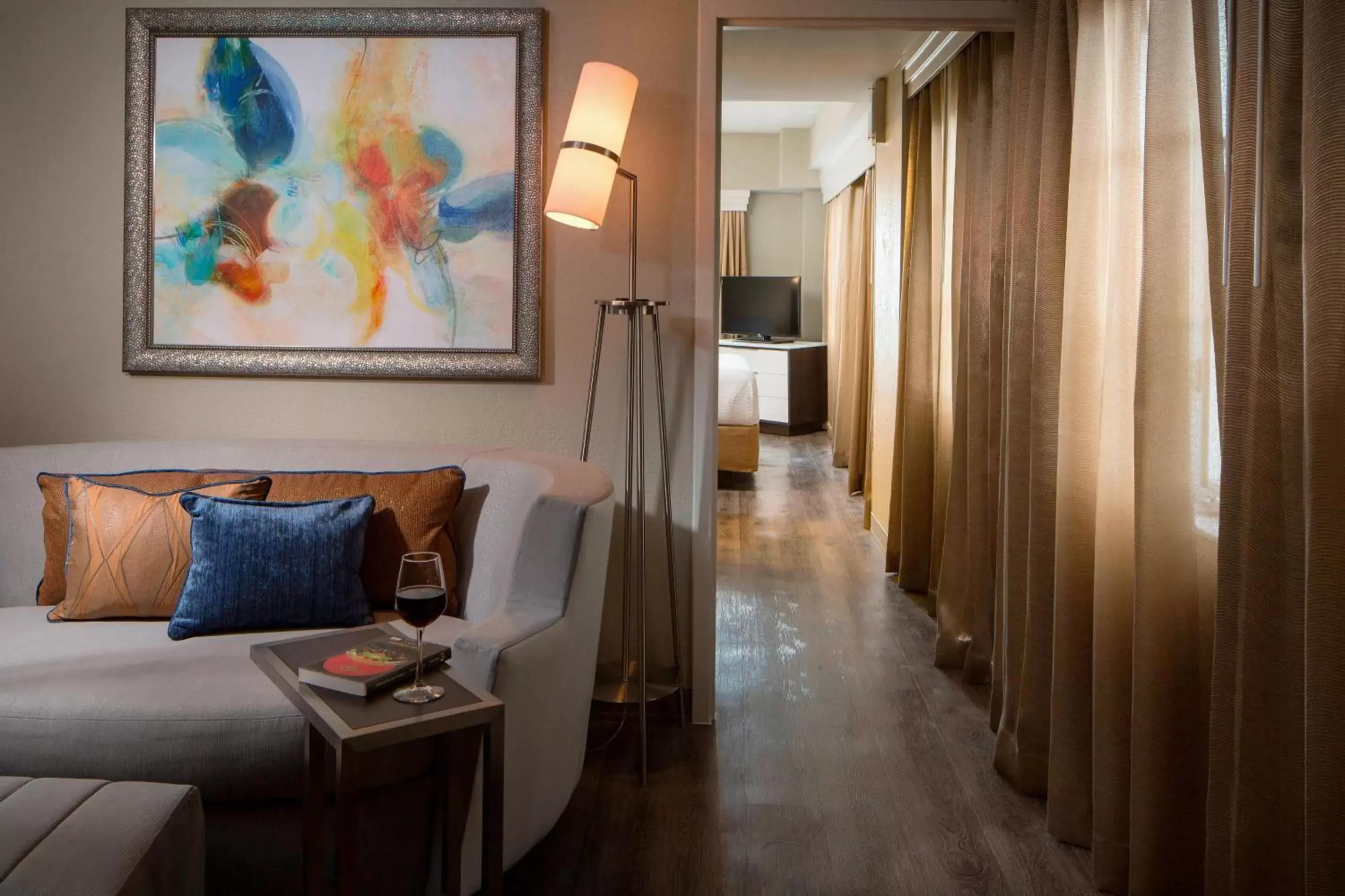 One-Bedroom King Suite in Courtyard Miami Beach South Beach One-Bedroom King Suite in Courtyard Miami Beach South Beach