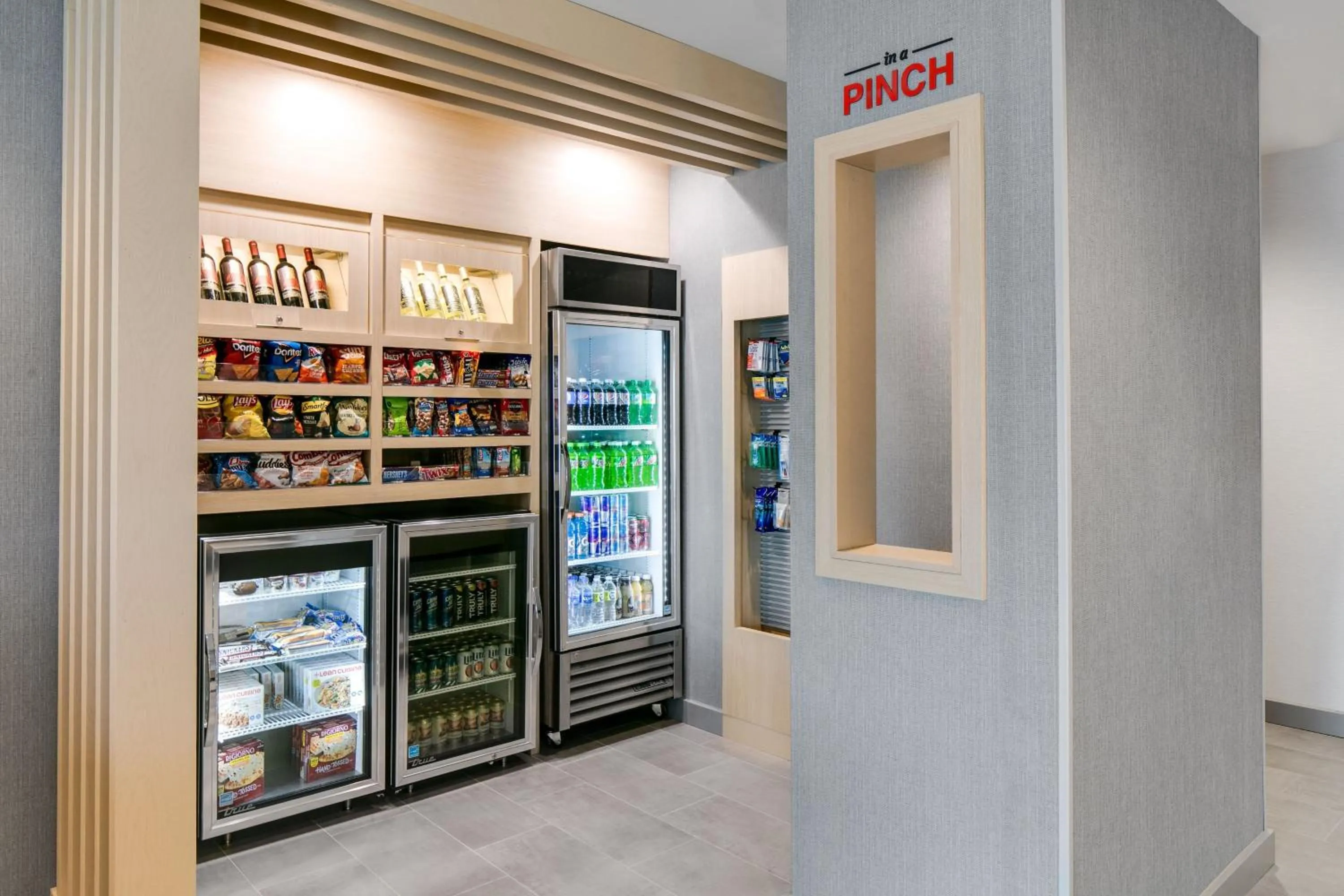 Lobby or reception in TownePlace Suites by Marriott Oconomowoc