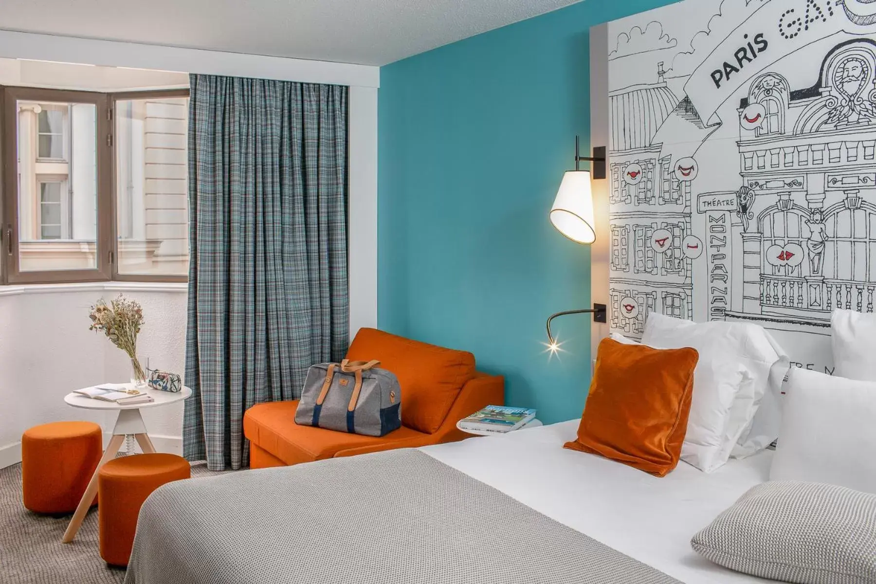 Standard Double Room with Sofa in Mercure Paris Gare Montparnasse Standard Double Room with Sofa in Mercure Paris Gare Montparnasse