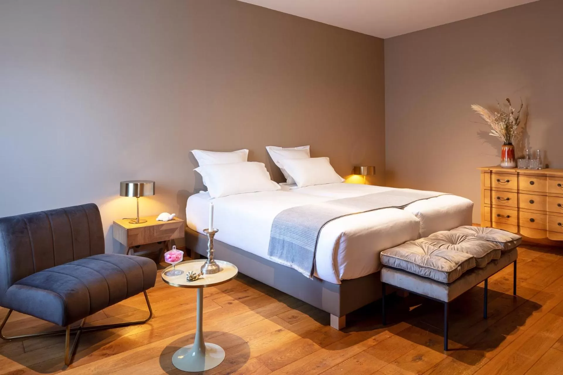 Bedroom, Bed in Margaret - Hôtel Chouleur