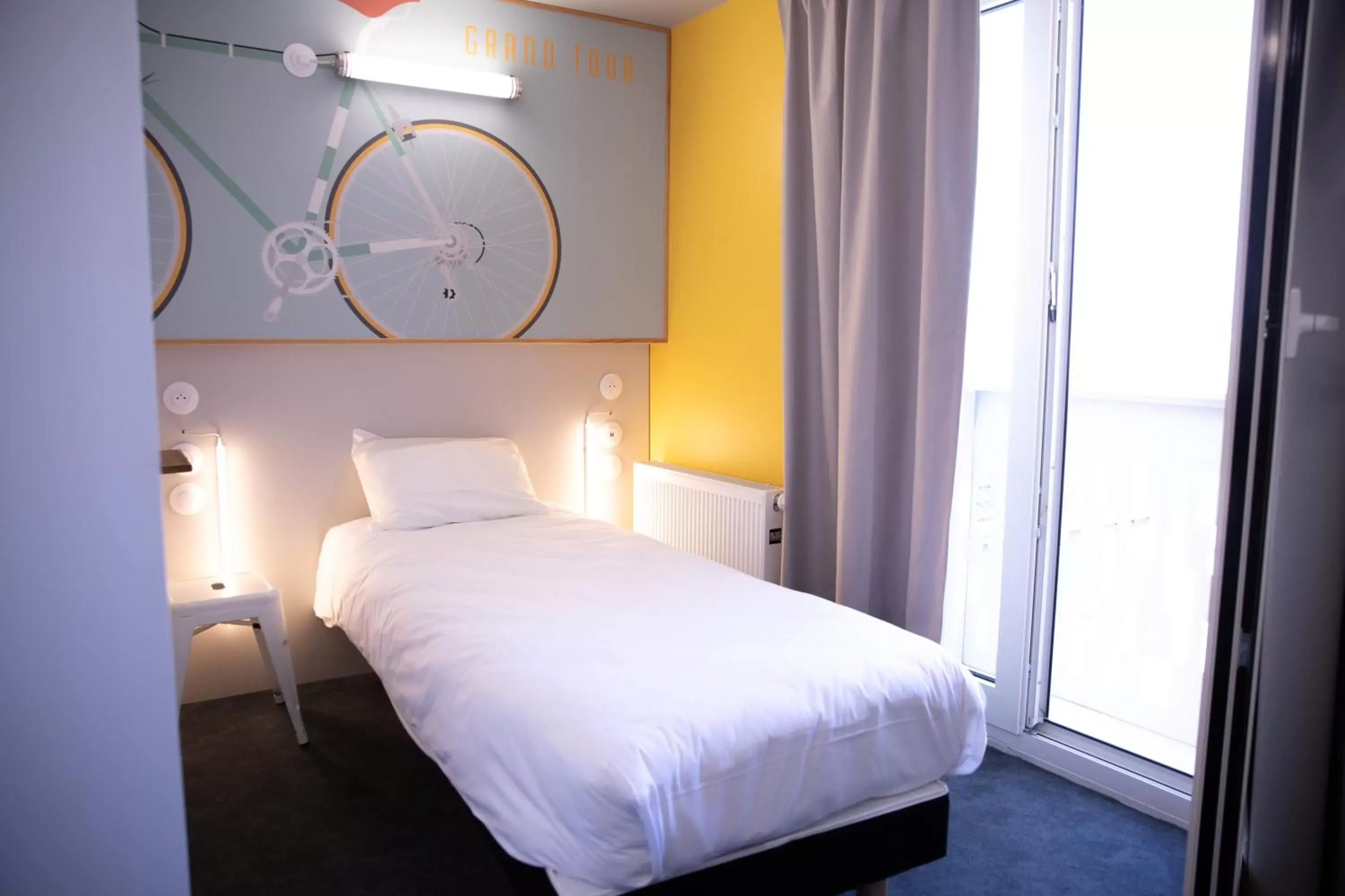 Single Room in The People - Tours Single Room in The People - Tours