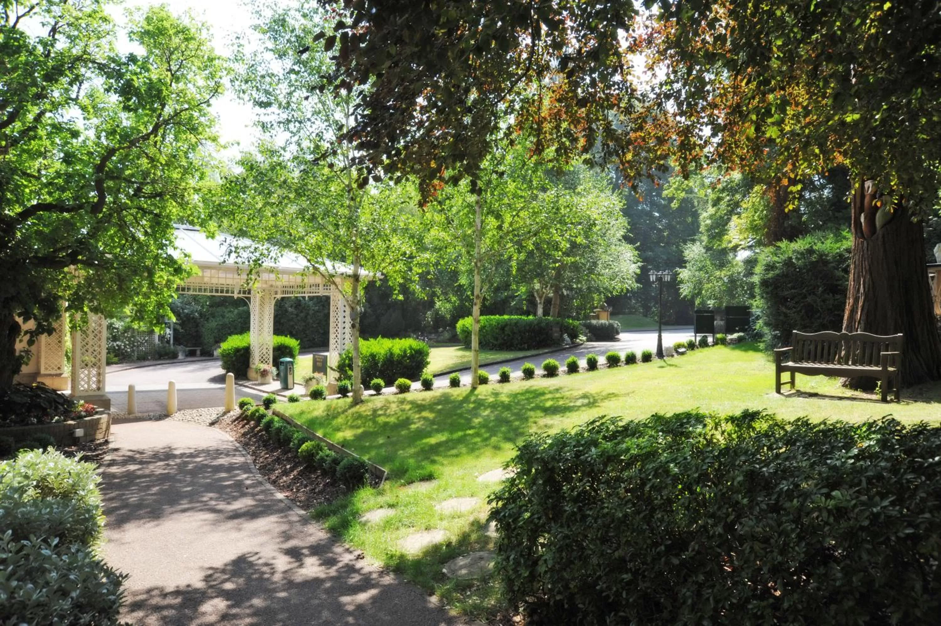 Facade/entrance in Swindon Blunsdon House Hotel, BW Premier Collection