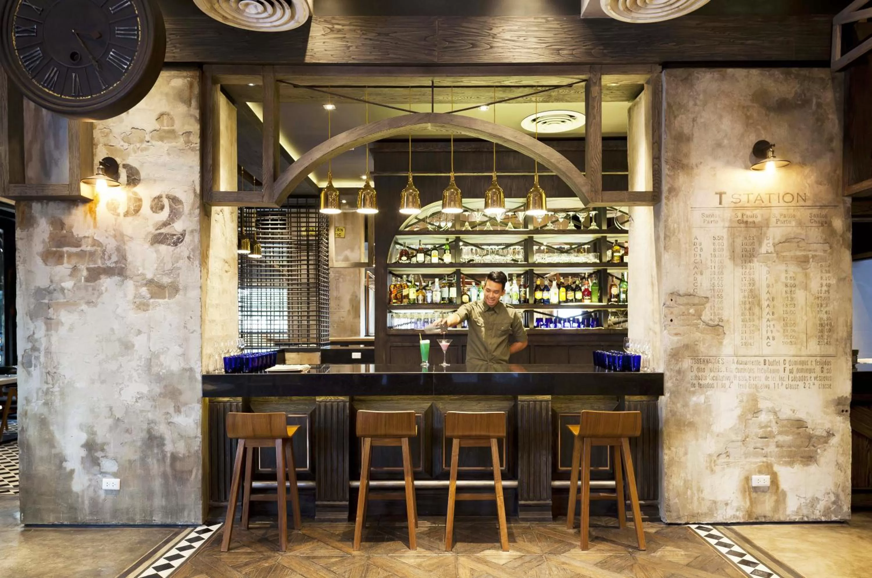 Restaurant/places to eat in Eastin Tan Hotel Chiang Mai