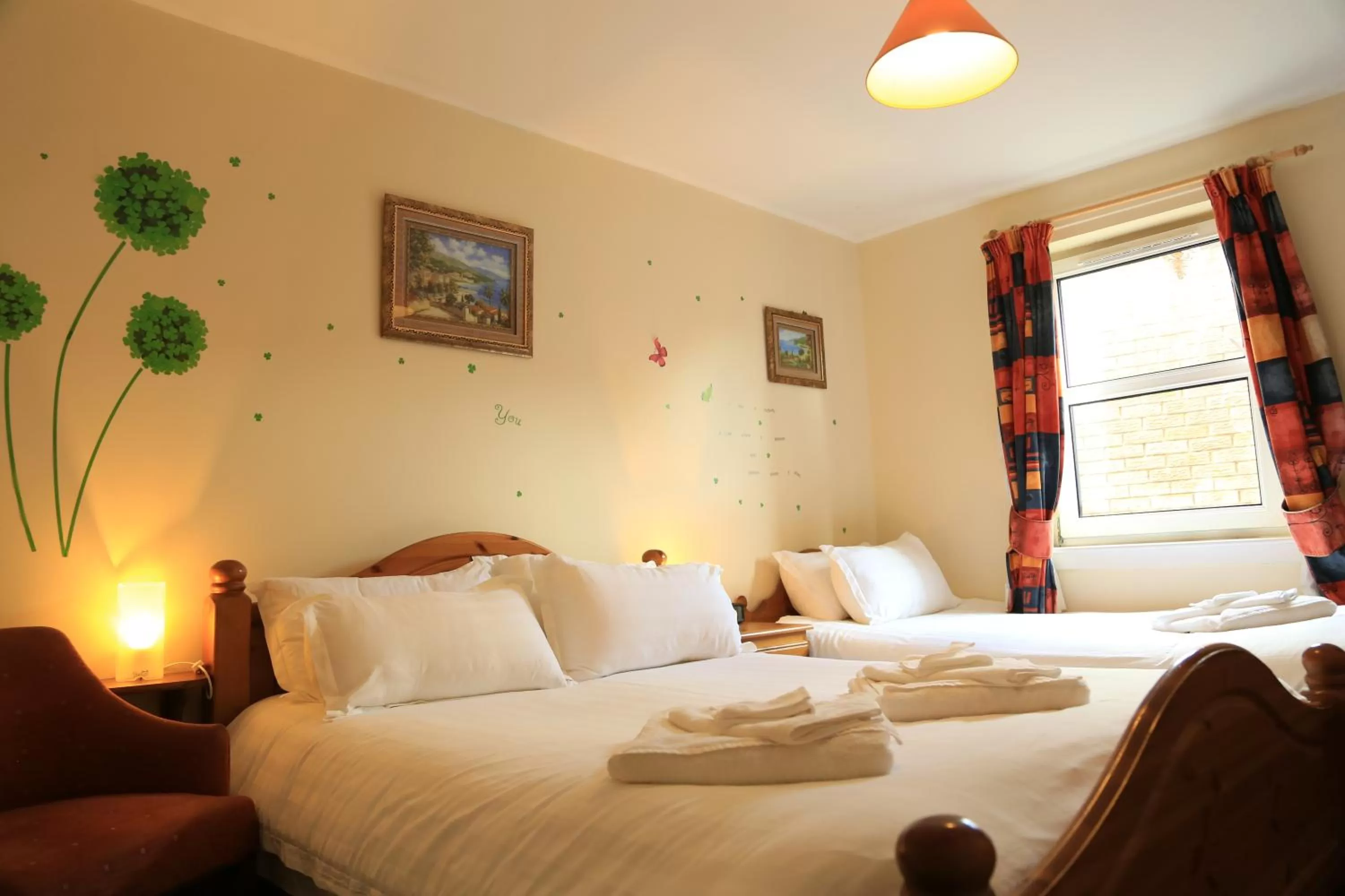 Photo of the whole room, Bed in Twin Lions Hotel