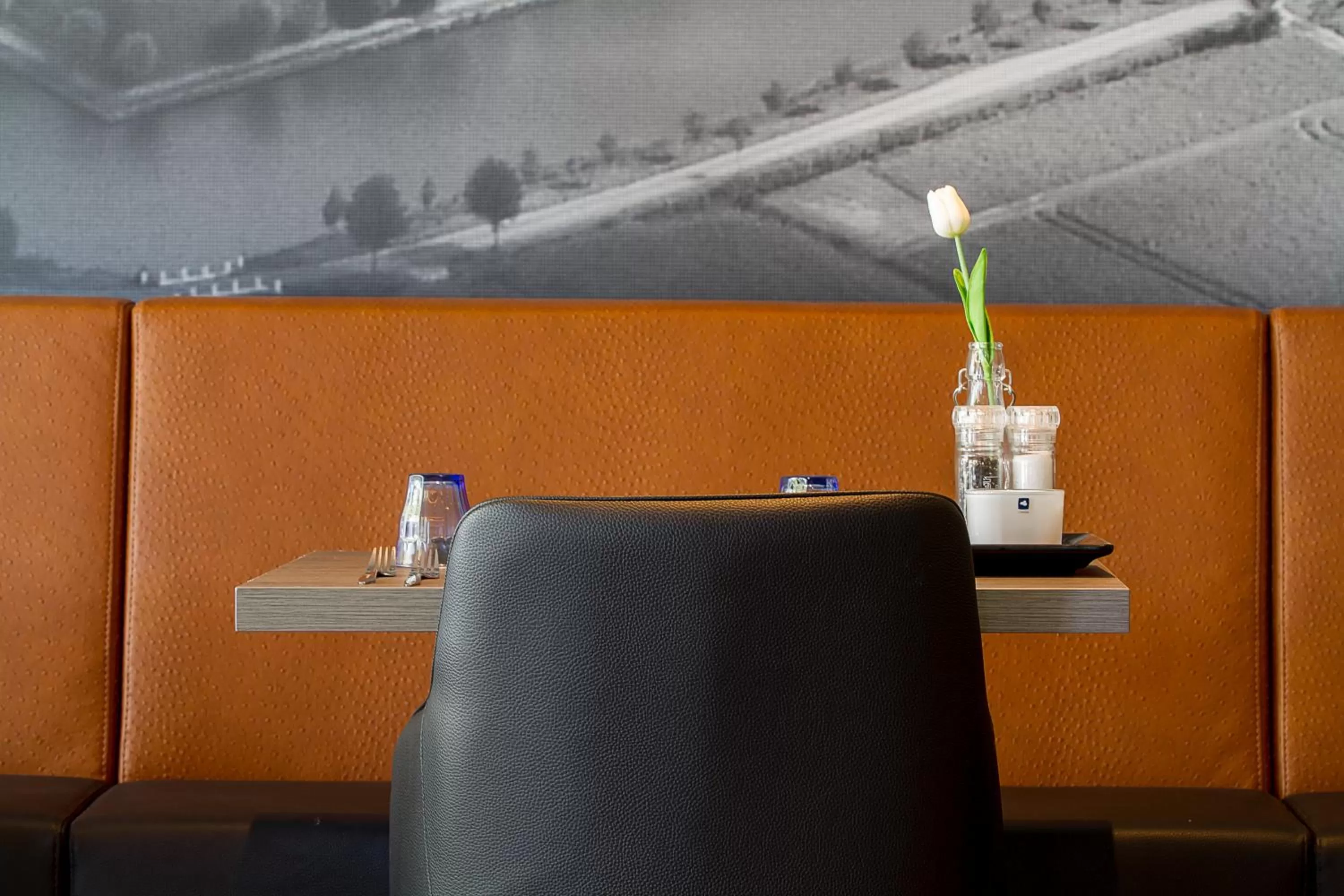 Restaurant/places to eat in Bastion Hotel Brielle - Europoort