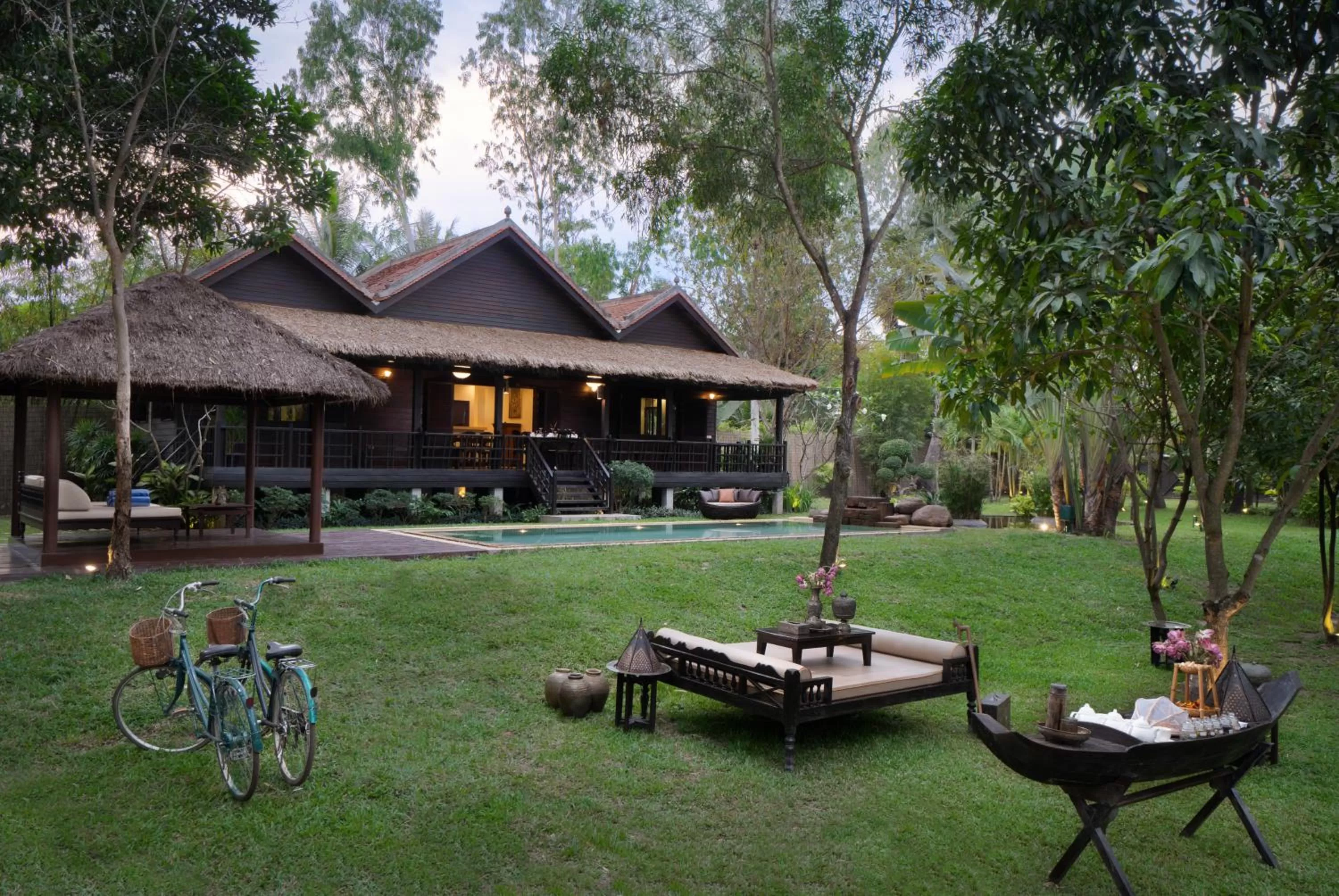 Property building in Mane Family Vacation