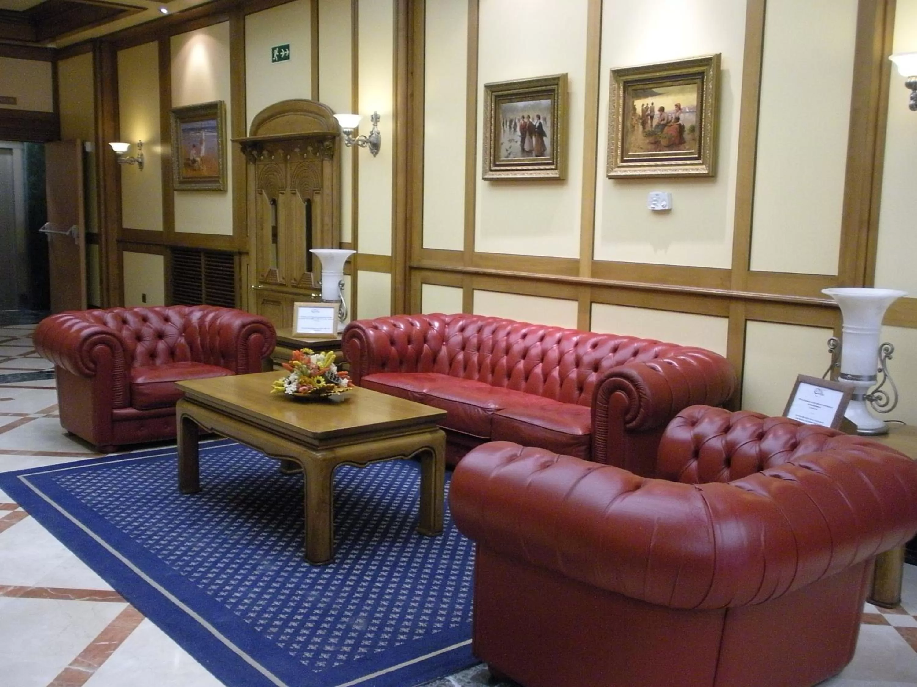 Lobby or reception in II Castillas Madrid