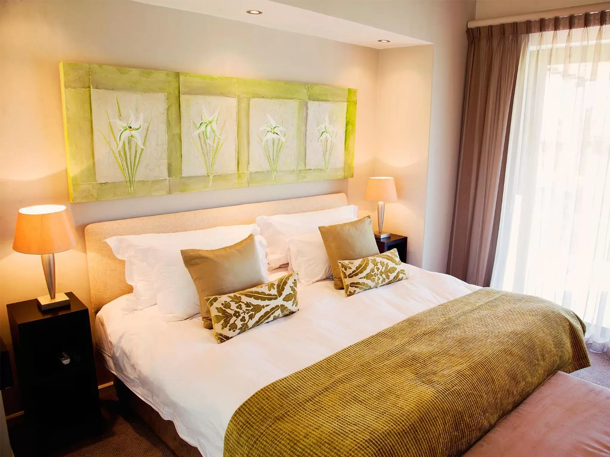 Standard King Room in Premier Resort The Moorings, Knysna Standard King Room in Premier Resort The Moorings, Knysna