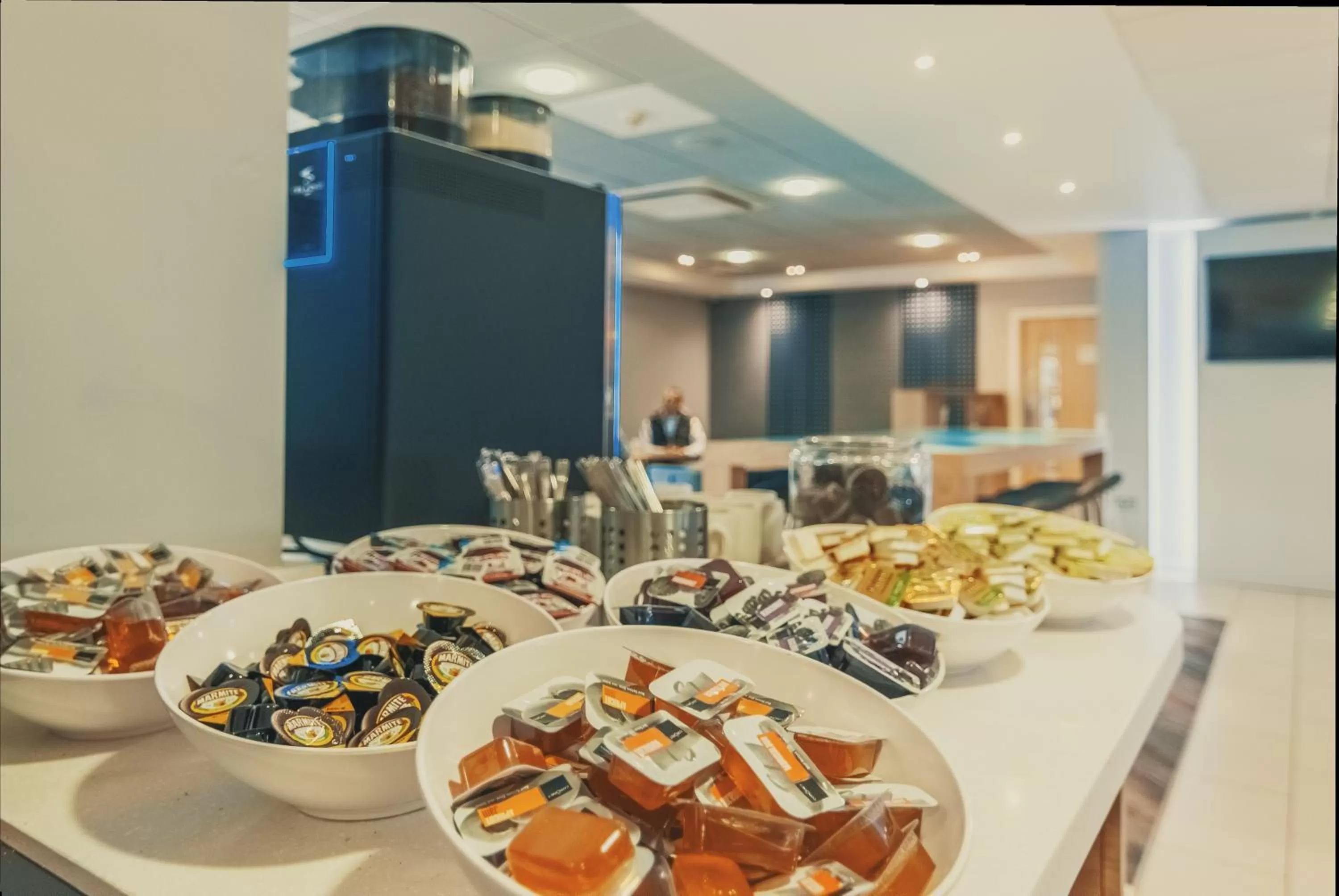 Breakfast in Holiday Inn Express Kettering by IHG