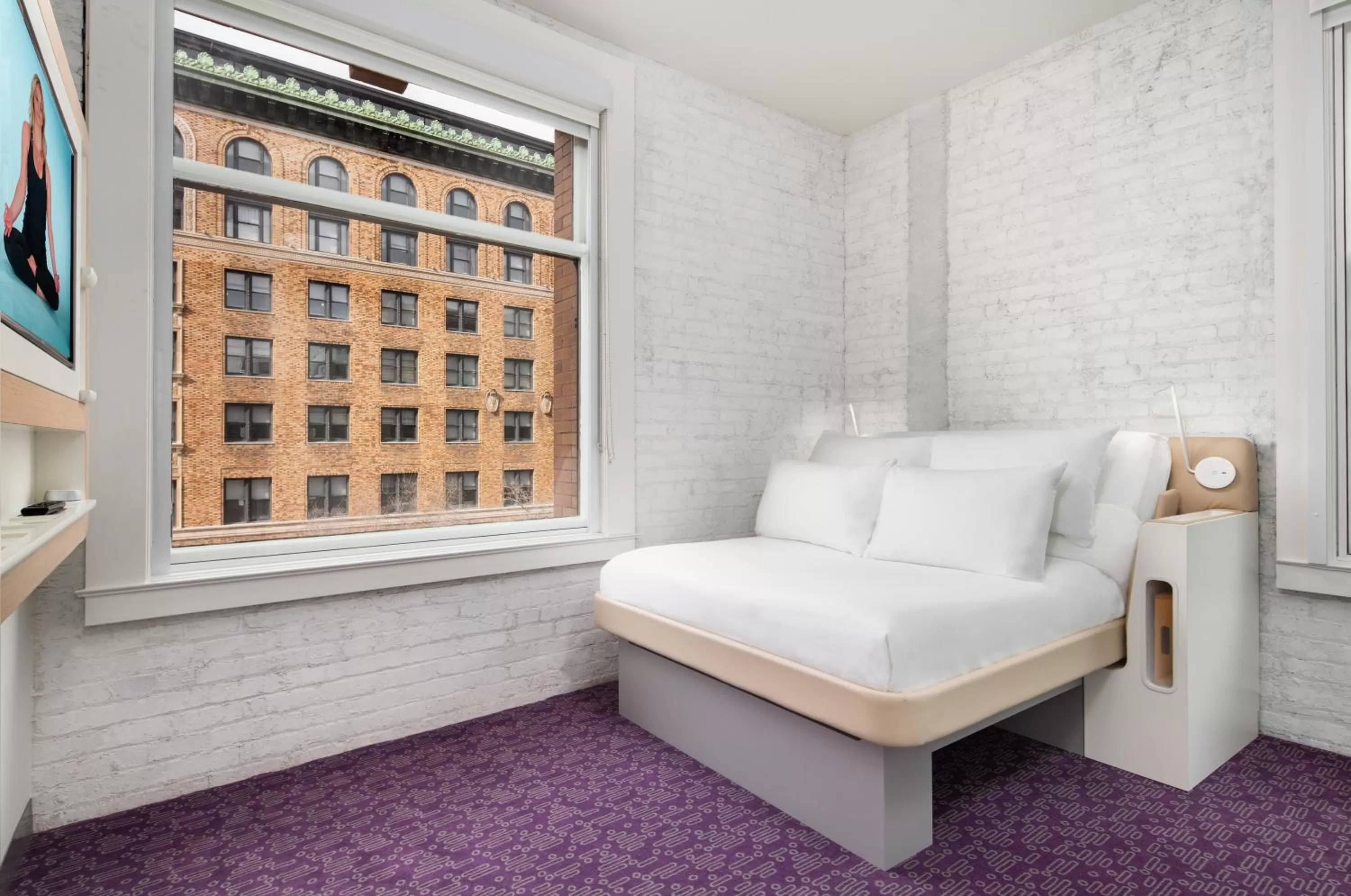 City view, Bed in Yotel San Francisco