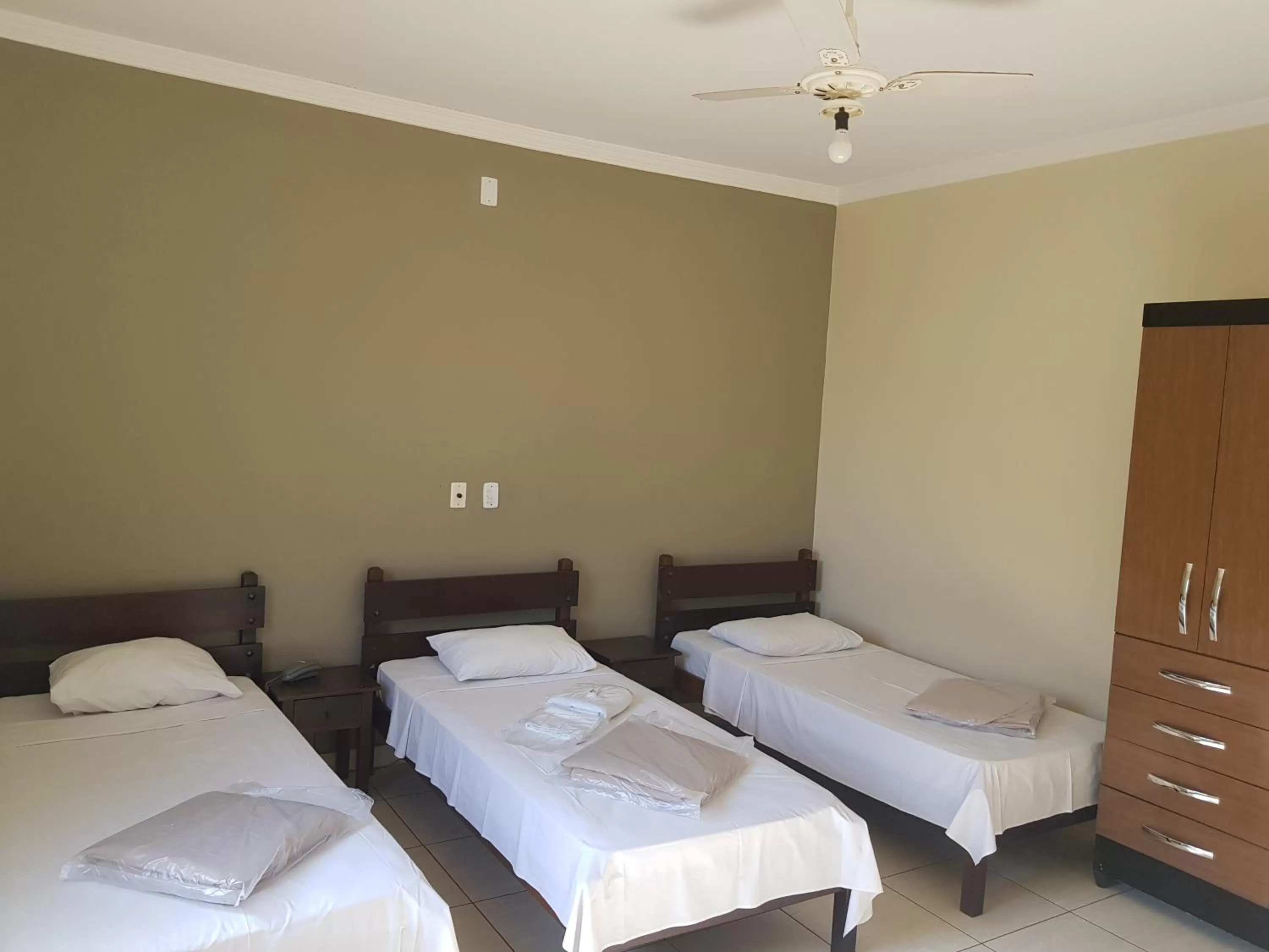 Bedroom, Bed in Hotel Recreio dos Bandeirantes