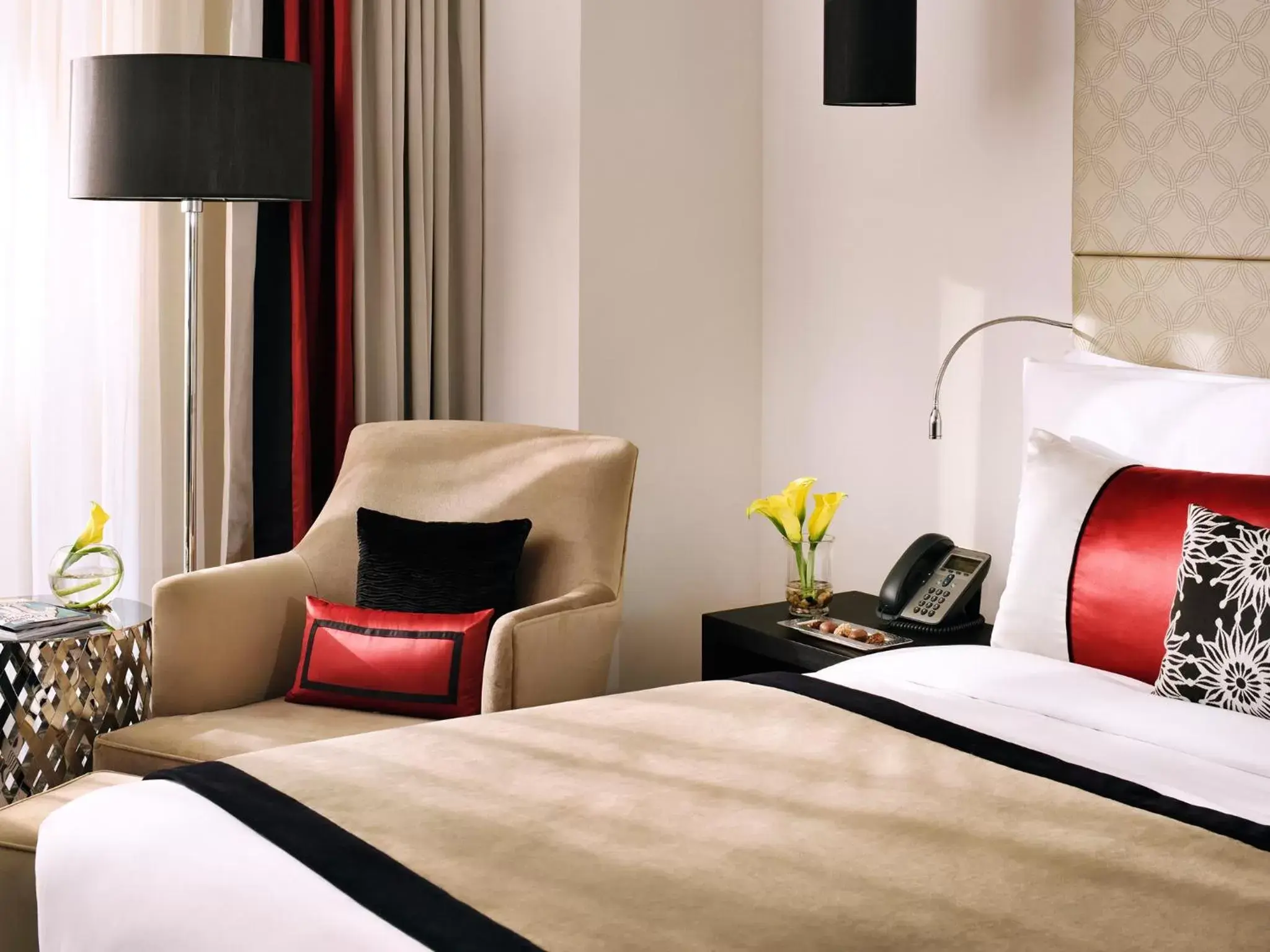 Grand King Room with City View - Non-Smoking in Voco - Riyadh by IHG Grand King Room with City View - Non-Smoking in Voco - Riyadh by IHG