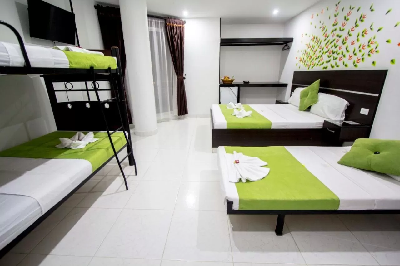 Standard Family Room in Hotel Suite Royal