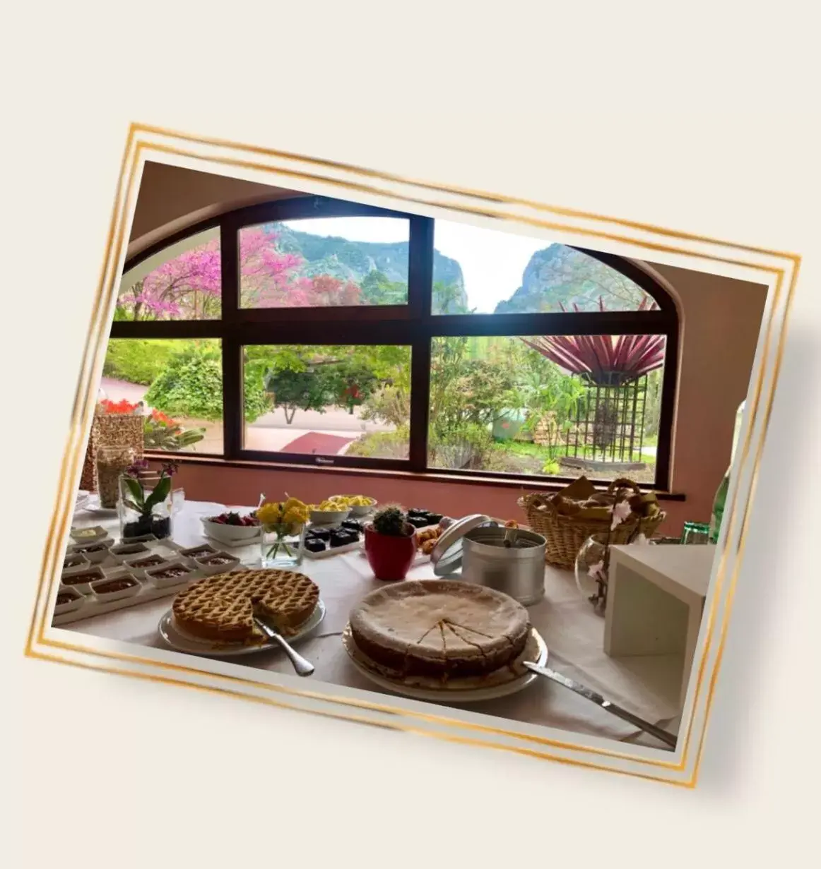 Standard Double or Twin Room in Albergo La Ginestra Standard Double or Twin Room in Albergo La Ginestra