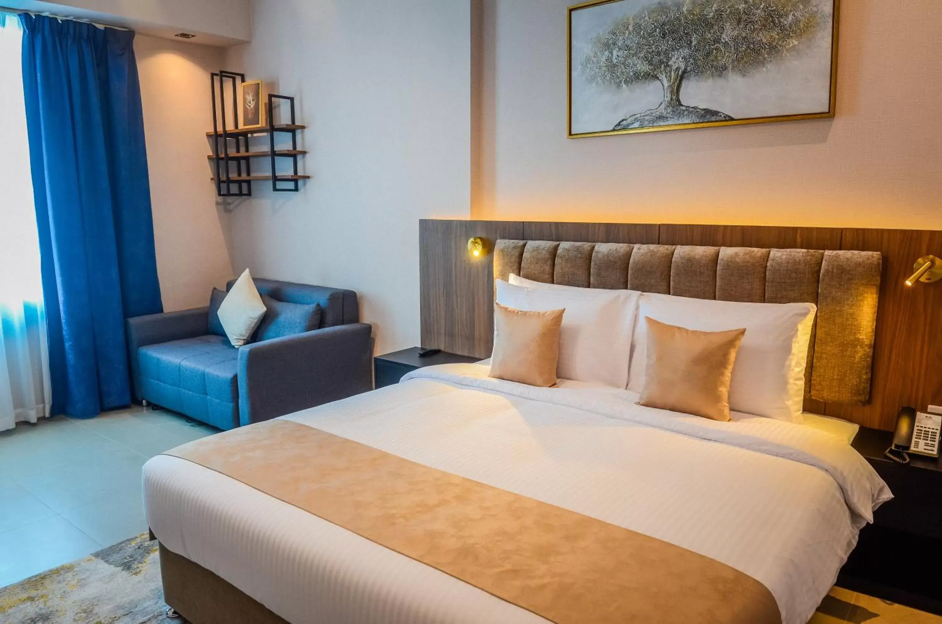 Premium King Room - Non-Smoking in VOGO Grand Hotel Formerly Best Western Plus Hotel Dubai Academic City Premium King Room - Non-Smoking in VOGO Grand Hotel Formerly Best Western Plus Hotel Dubai Academic City