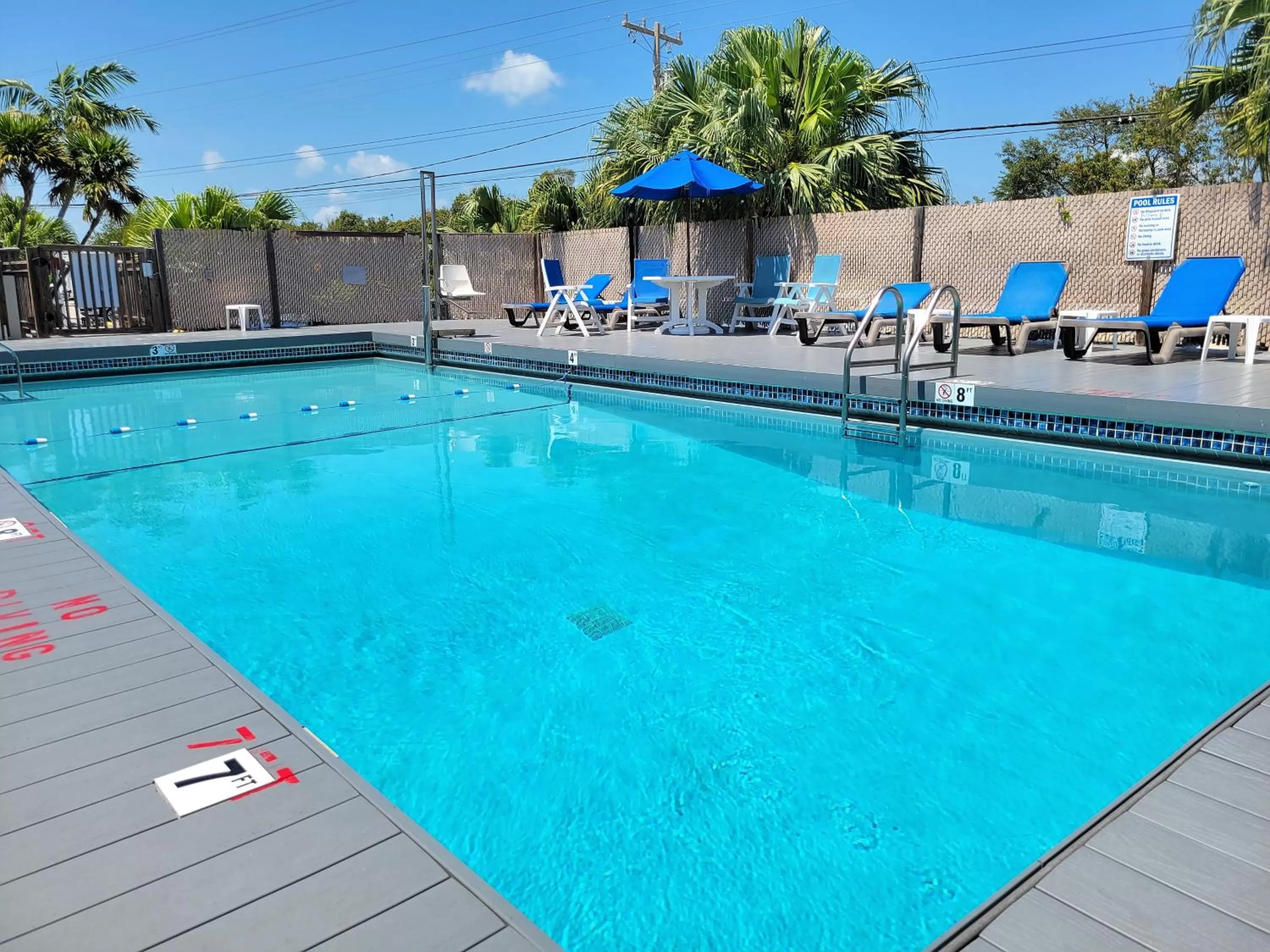 Property building in Looe Key Reef Resort and Dive Center