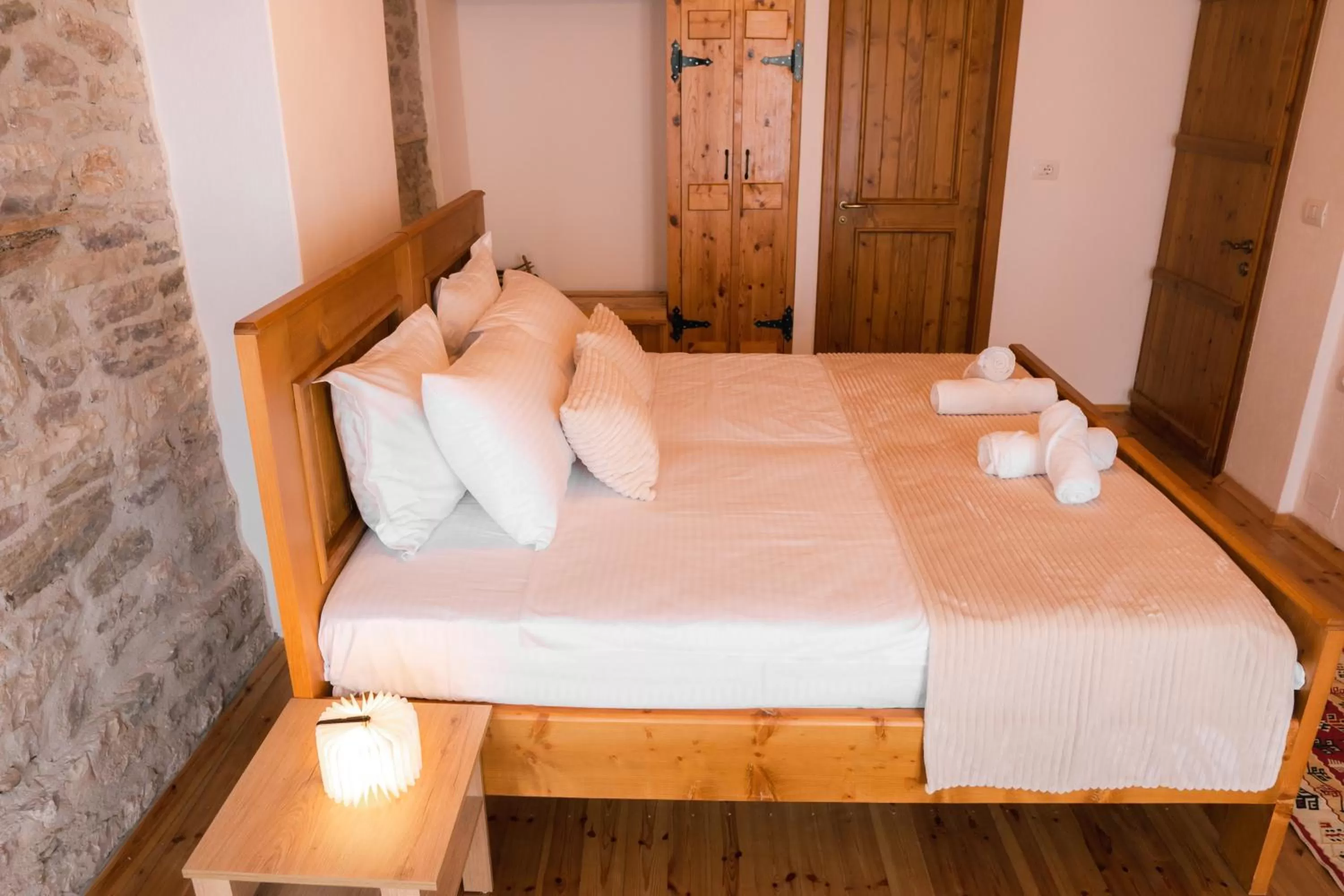 Bedroom, Bed in Porta7 Hotel