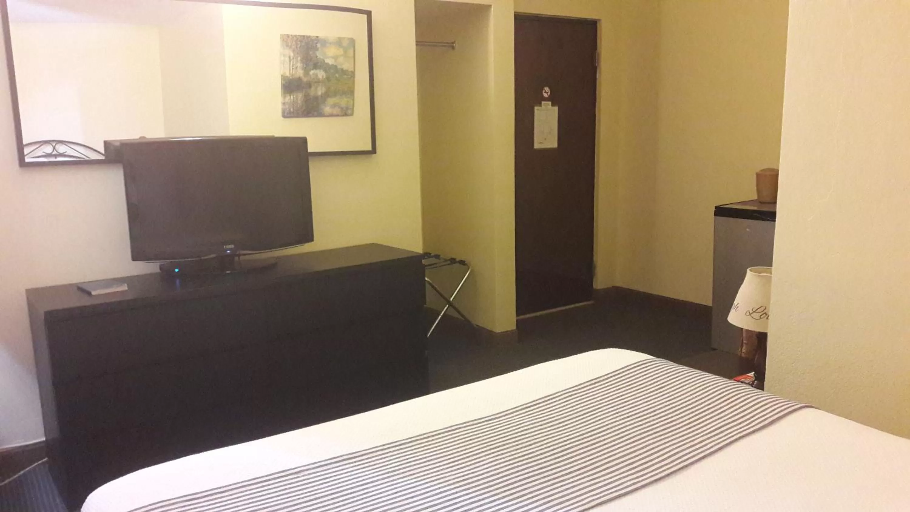 Decorative detail, Bed in Hotel Villa del Sol