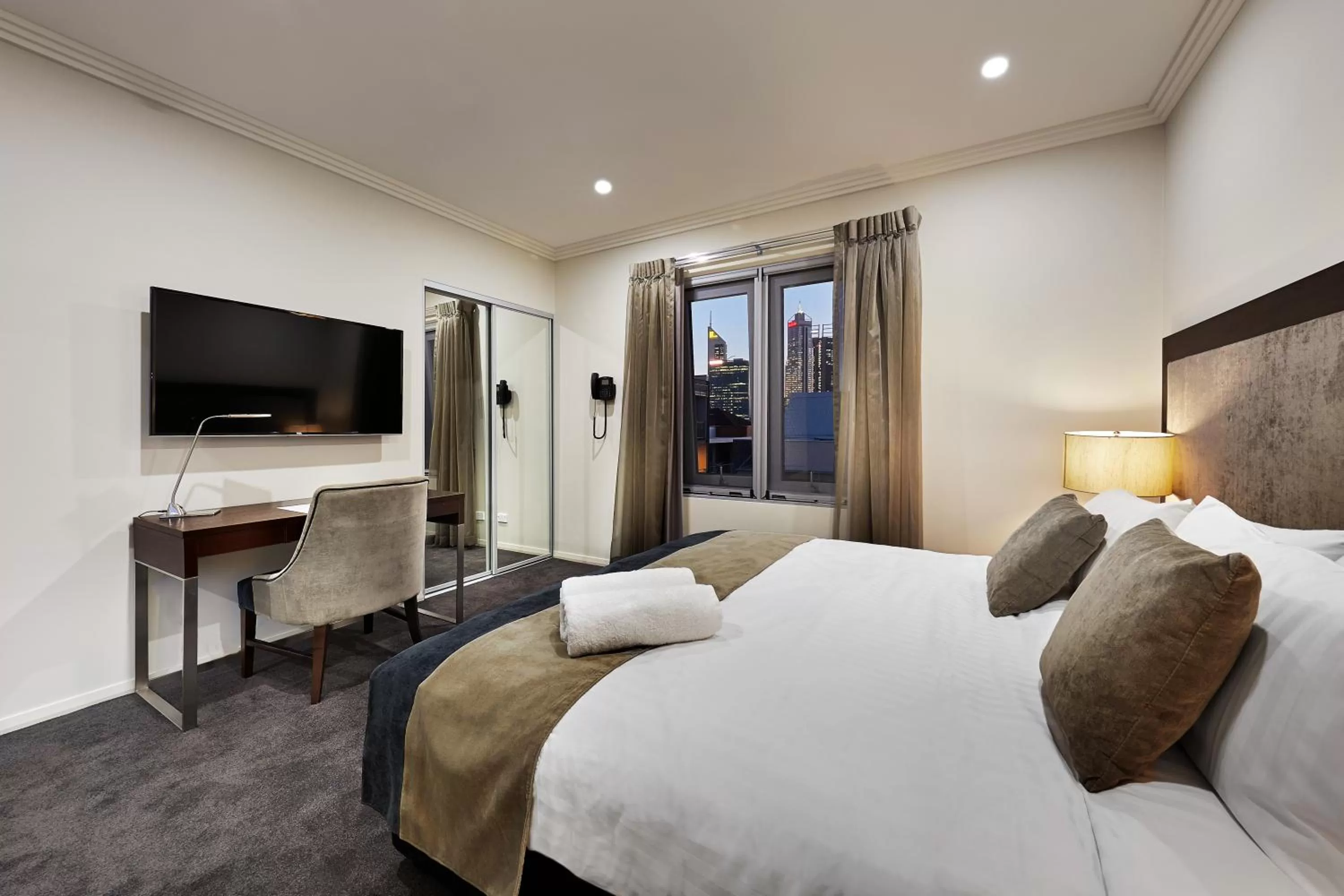 Bedroom, Bed in Attika Hotel