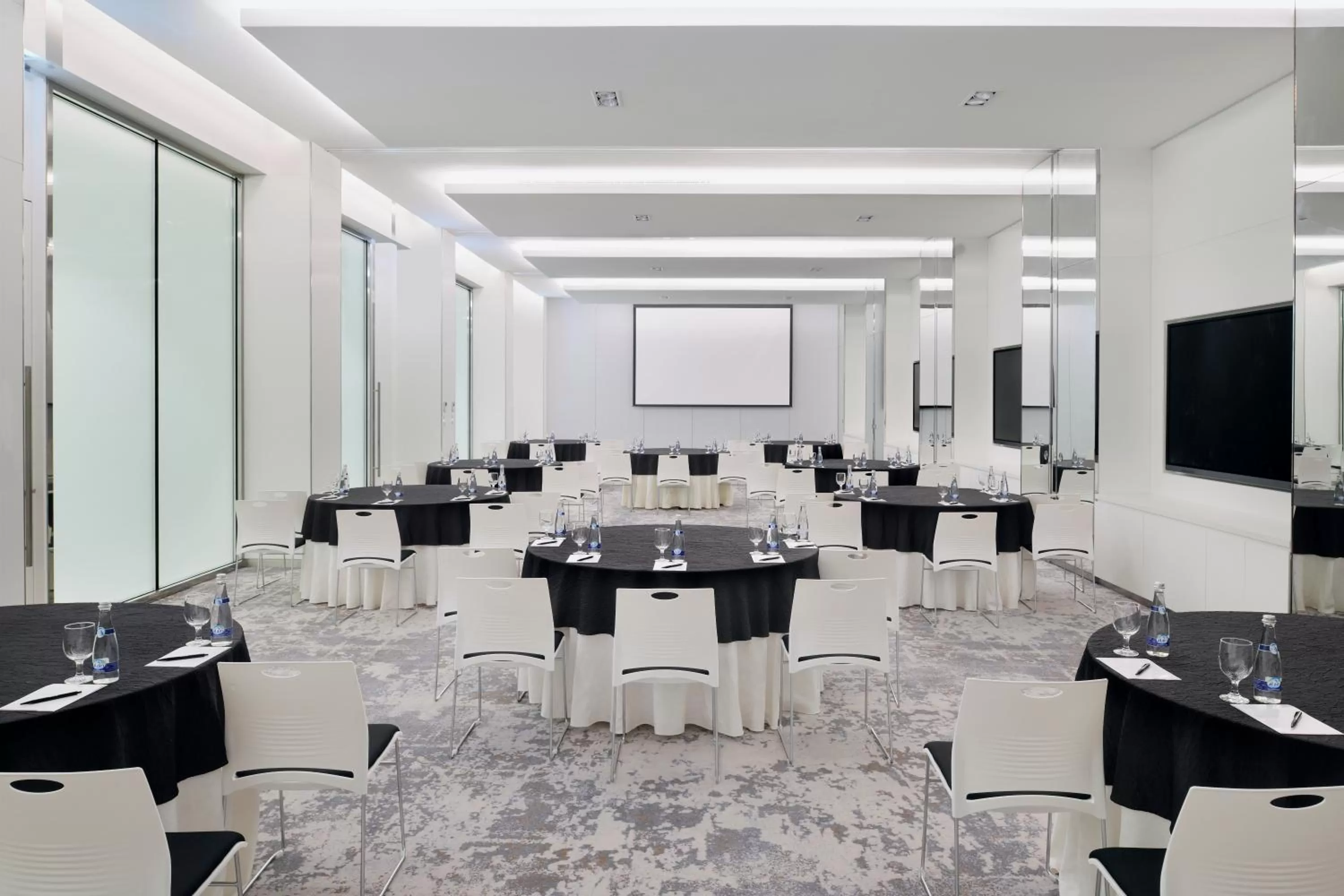 Meeting/conference room in Arjaan by Rotana - Dubai Media City