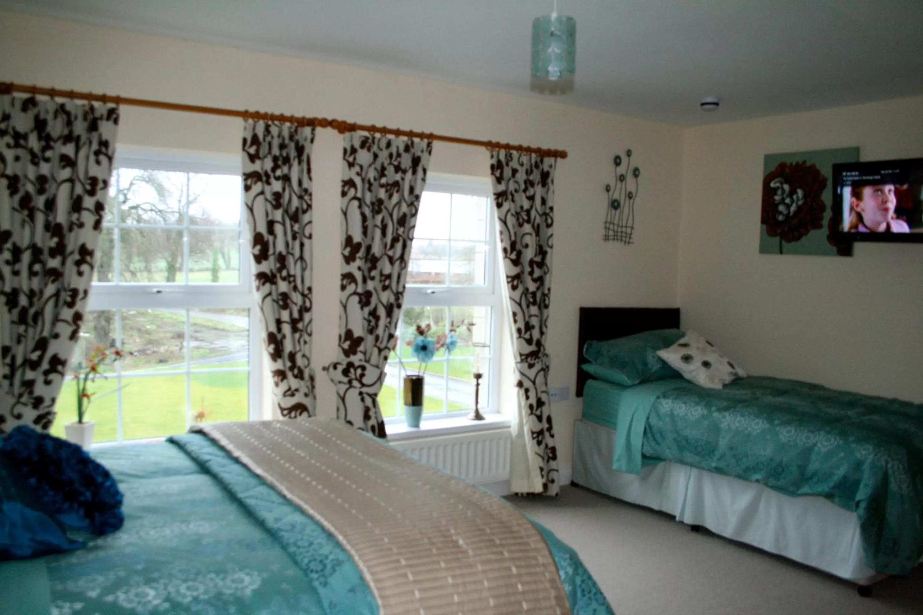 Bedroom, Bed in Ballyharvey B&B