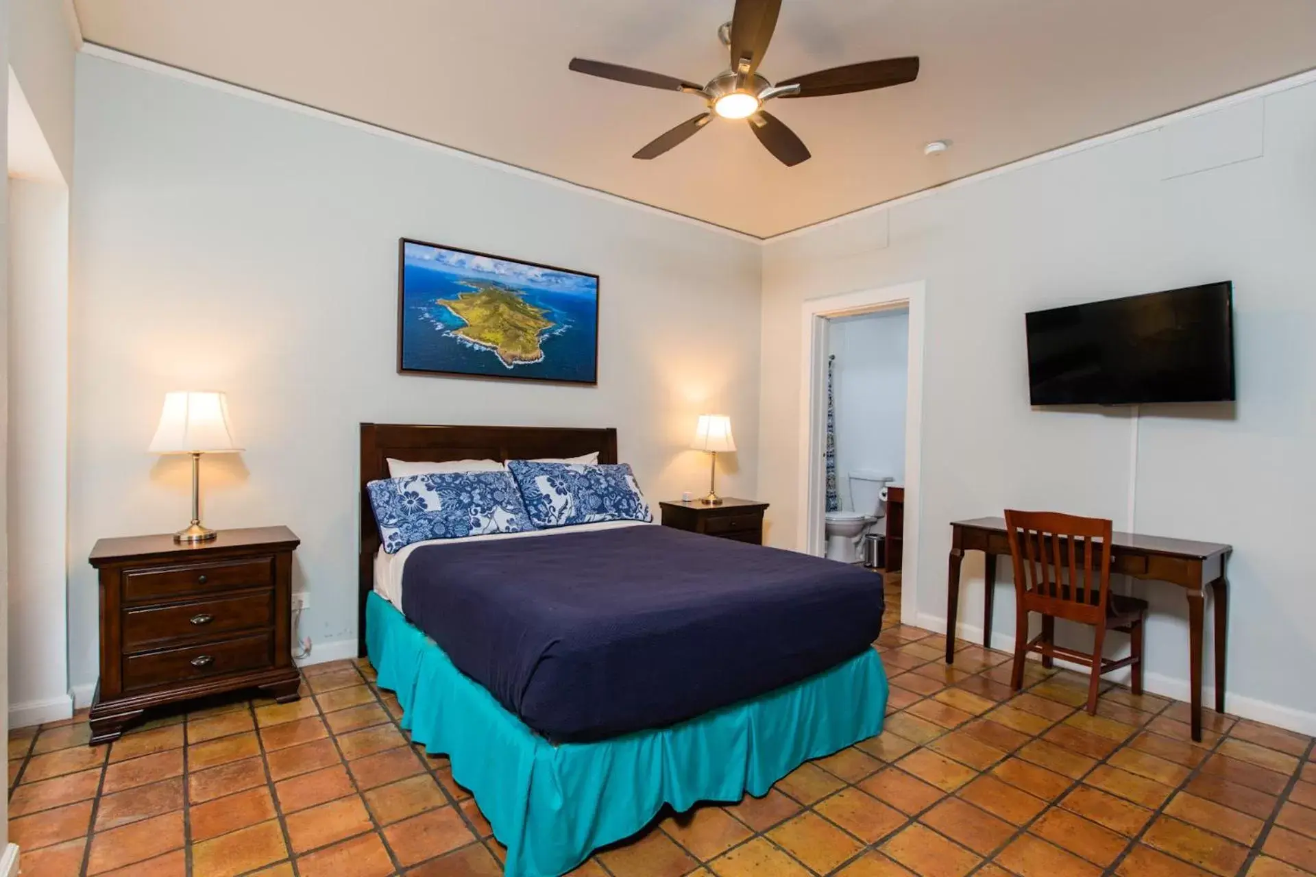 Standard Queen Room in Sugar Apple Bed and Breakfast Standard Queen Room in Sugar Apple Bed and Breakfast