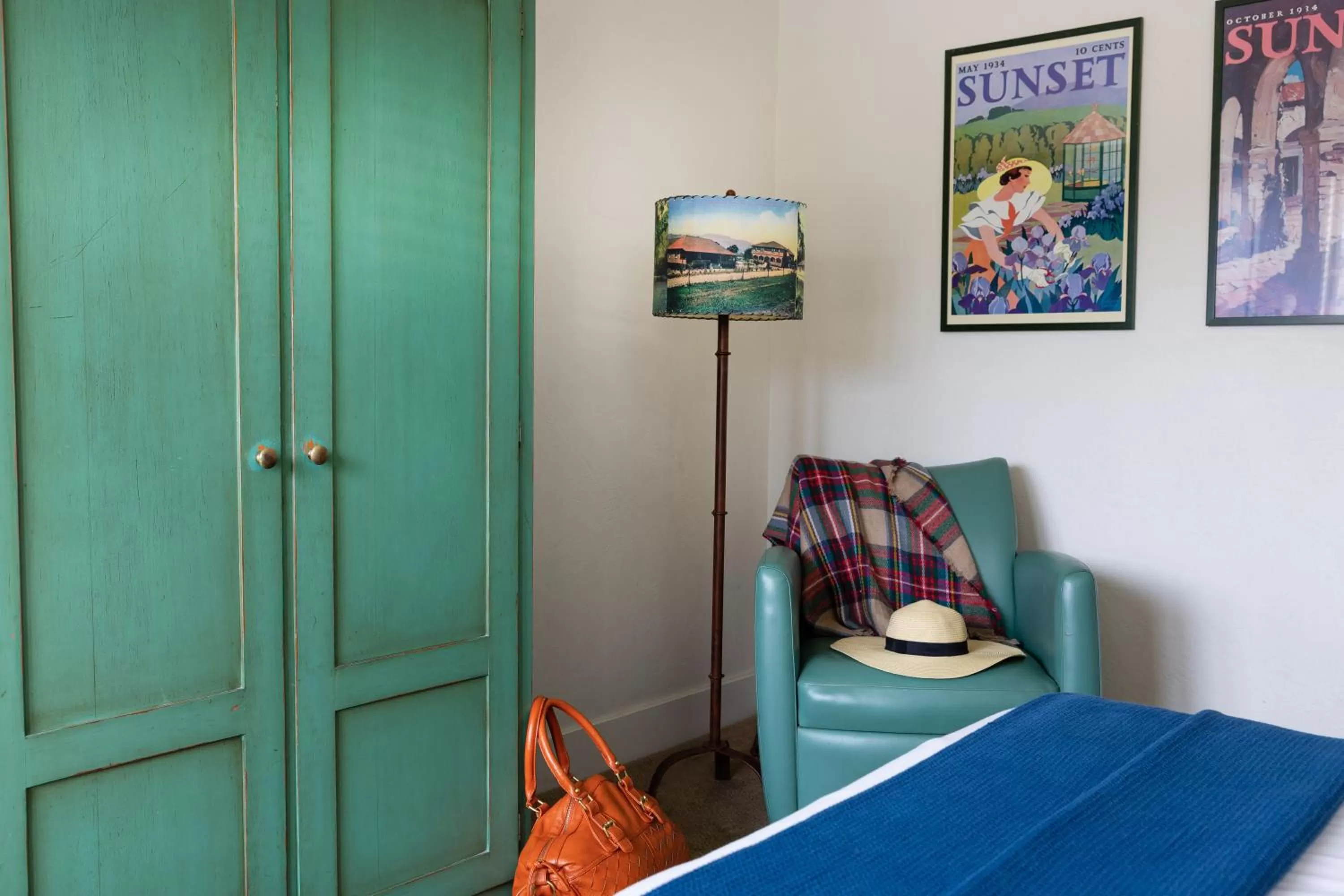 Bed in Sonoma Creek Inn