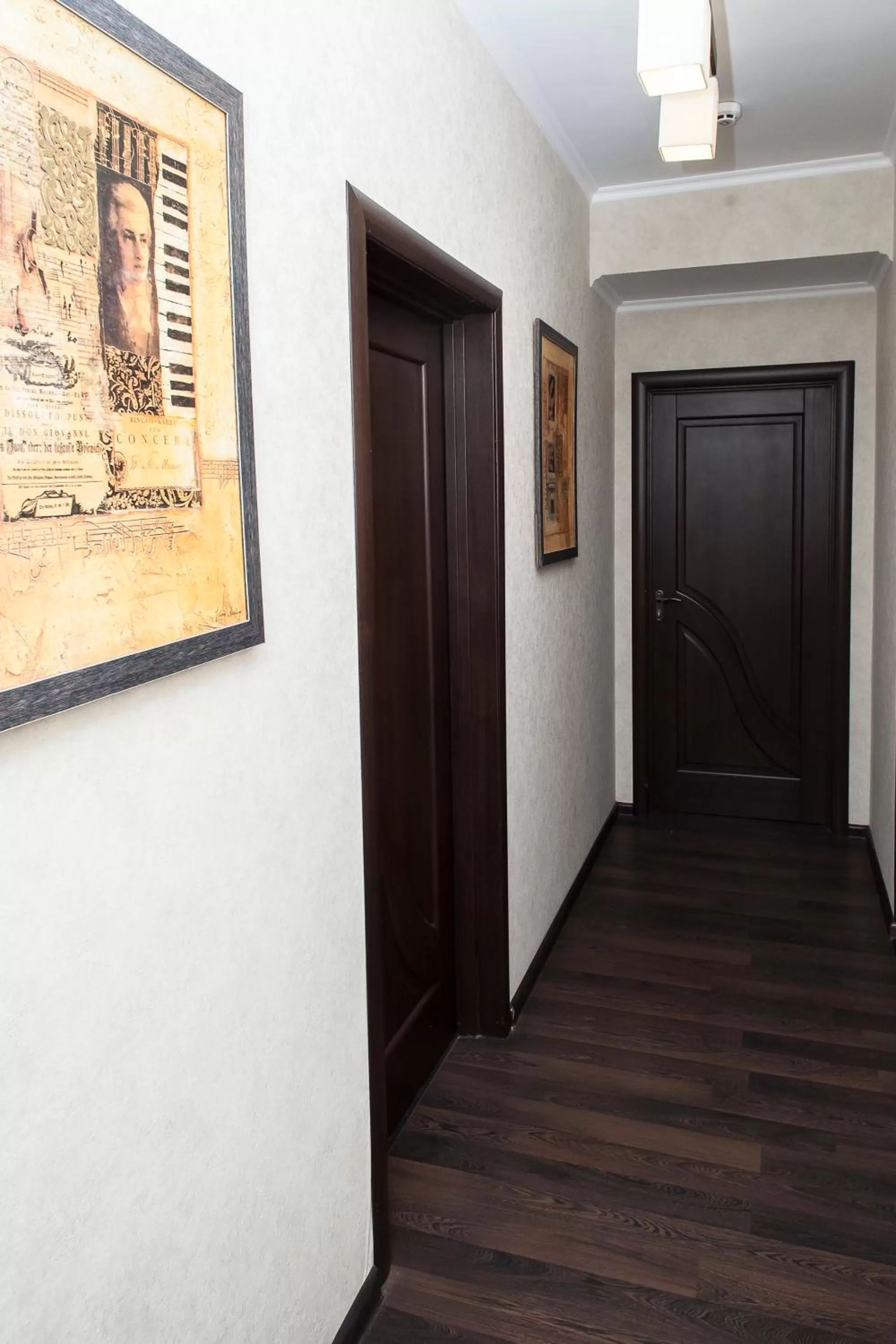 Decorative detail in Chyhorinskyi Hotel