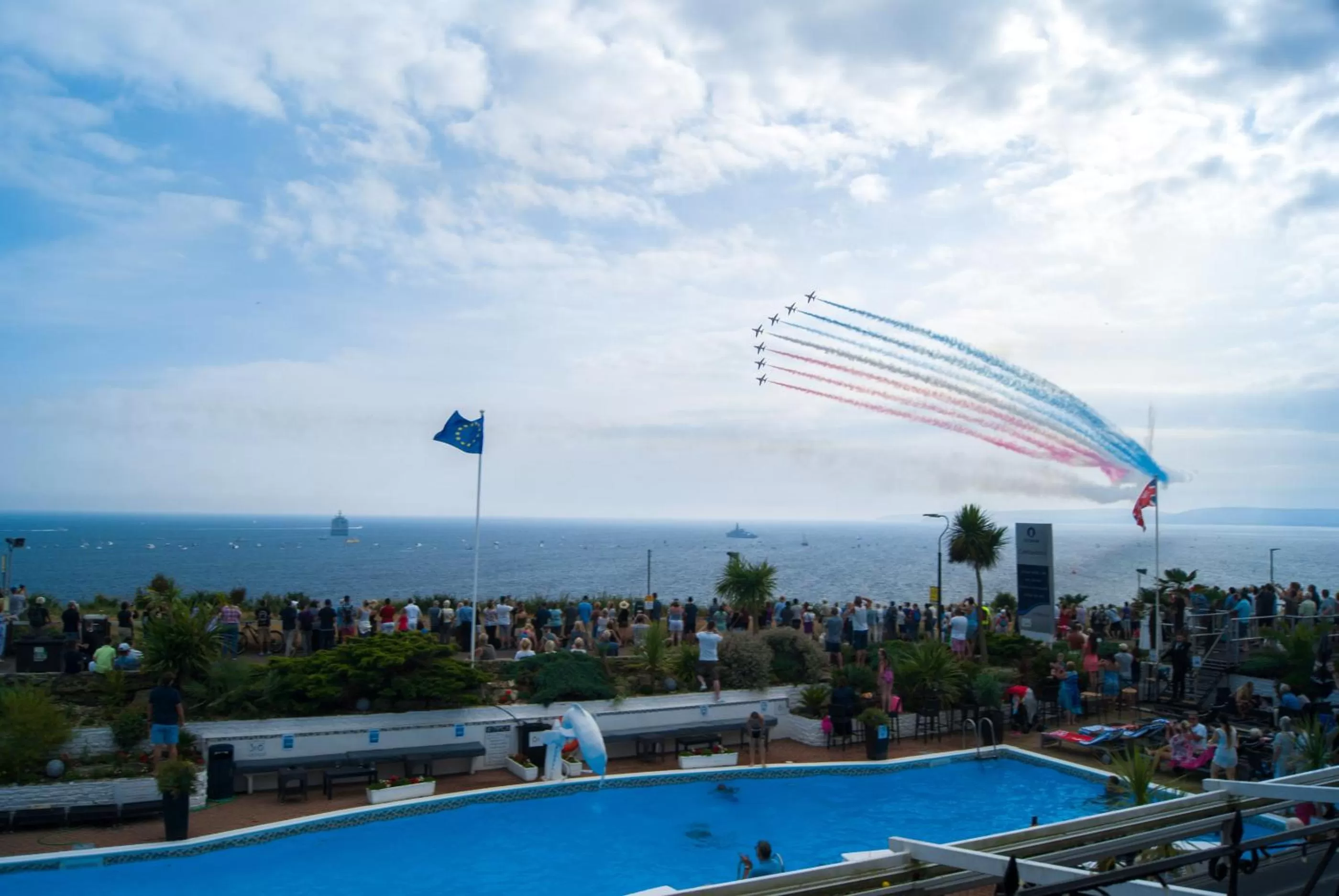 Staff in Cumberland Hotel - OCEANA COLLECTION