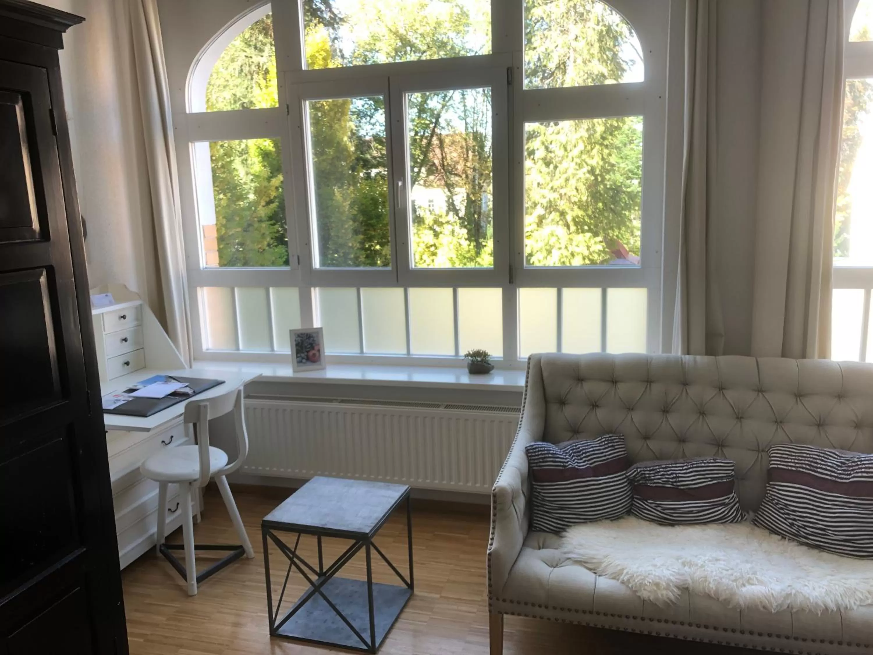 Photo of the whole room in KunstWerk B